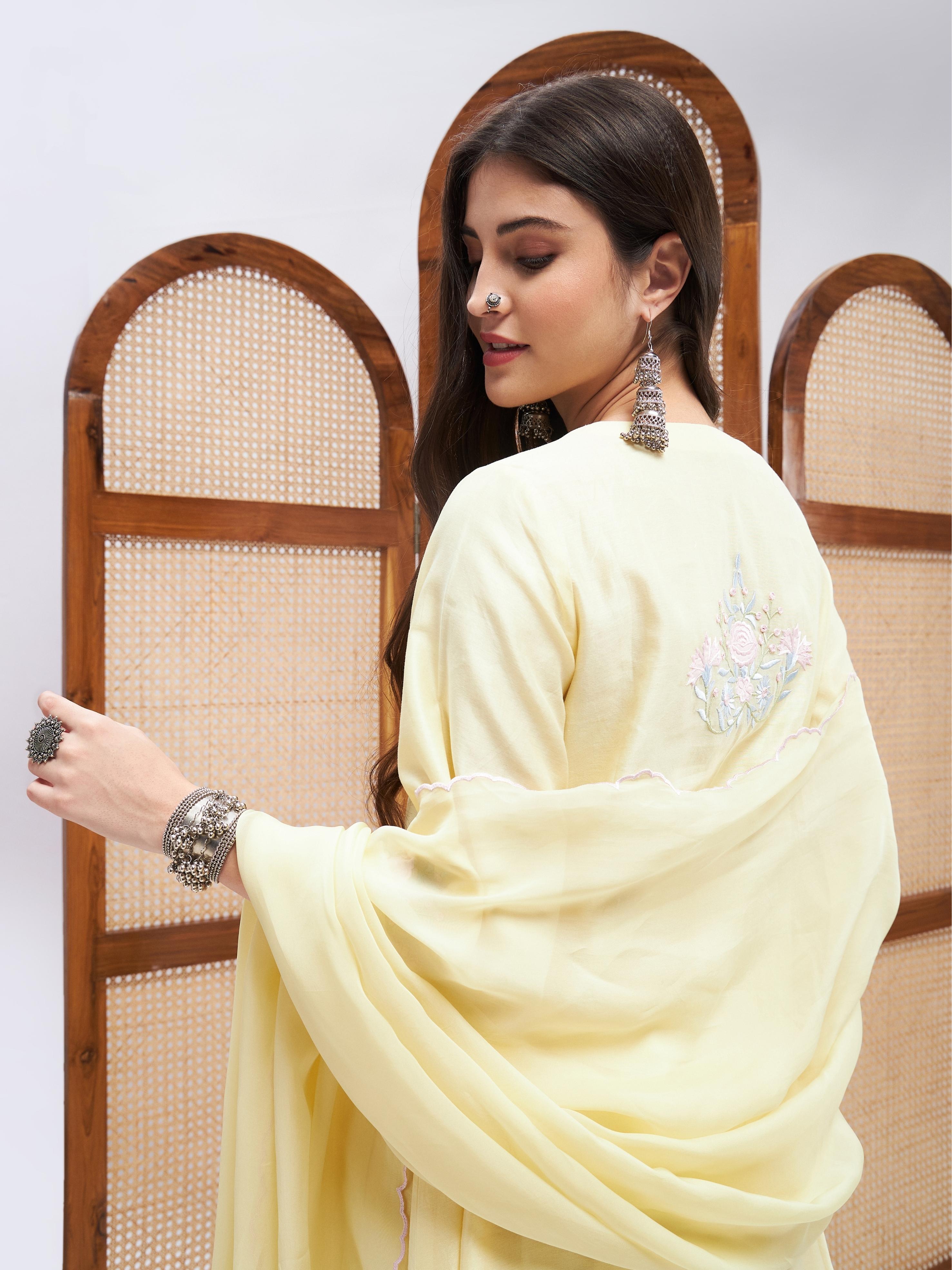 Humdam Kurta Set by RoohbyRidhimaa with Large, Medium, Small, X-Large, X-Small at Kamakhyaa for sustainable fashion