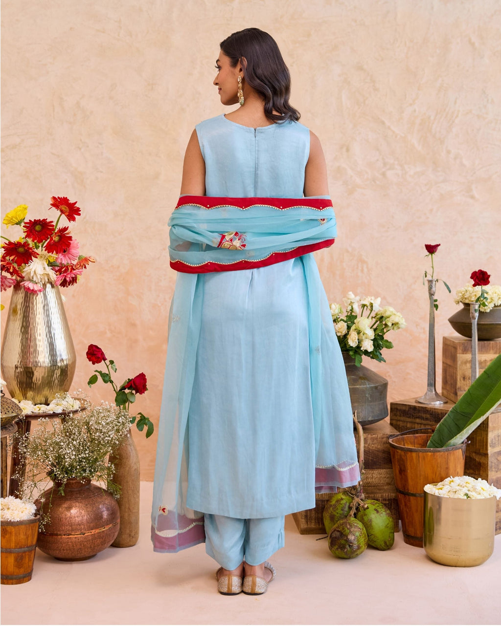 Vaidehi Kurta Set by Taro with Jashn-E-Taro - The Trousseau Edit by Taro at Kamakhyaa India for sustainable fashion