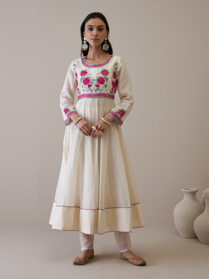 Off White Floral Embroidered Anarkali Kurta Set with dupatta by RoohbyRidhimaa with Avani by RoohbyRidhimaa, Chanderi Silk, Ethnic Wear, Kurta Set with Dupattas, Pure Silk Chanderi, Regular Fit, Resham Embroidered, Silk Chanderi, Toxin free, White at Kamakhyaa for sustainable fashion