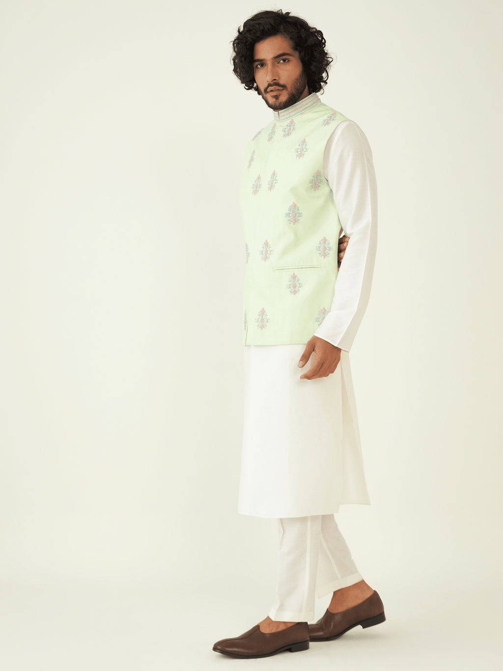 Nazakat Bundi by RoohbyRidhimaa with Aangan By RoohbyRidhimaa at Kamakhyaa for sustainable fashion