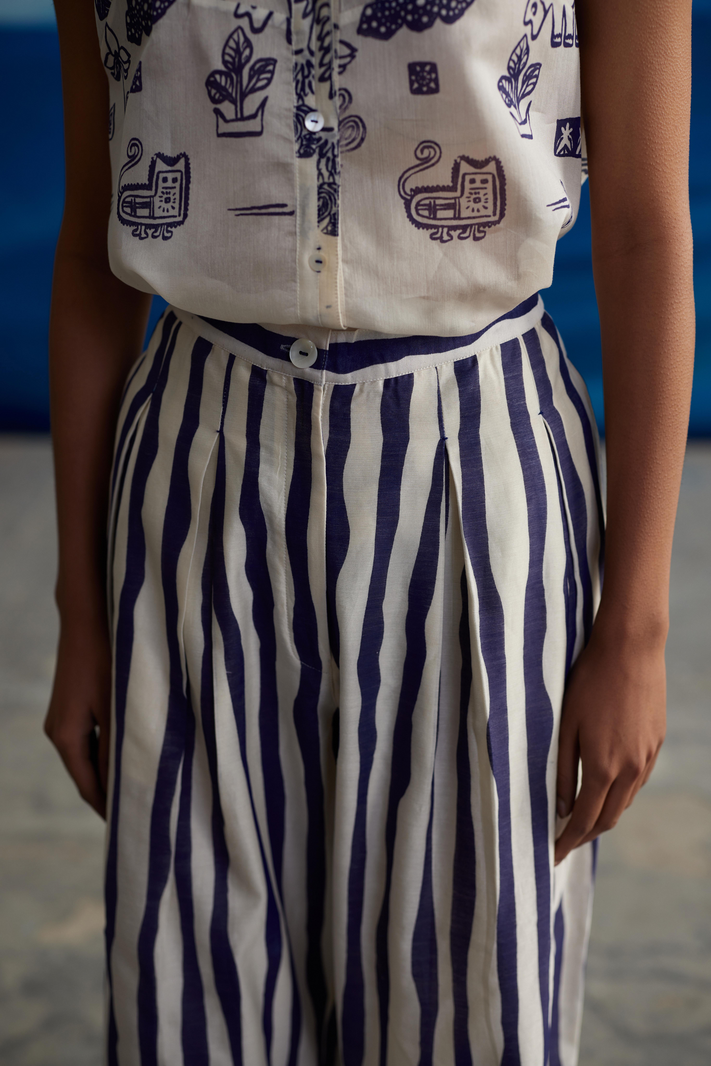 White Chanderi Striped Pants by Ahmev with at Kamakhyaa for sustainable fashion