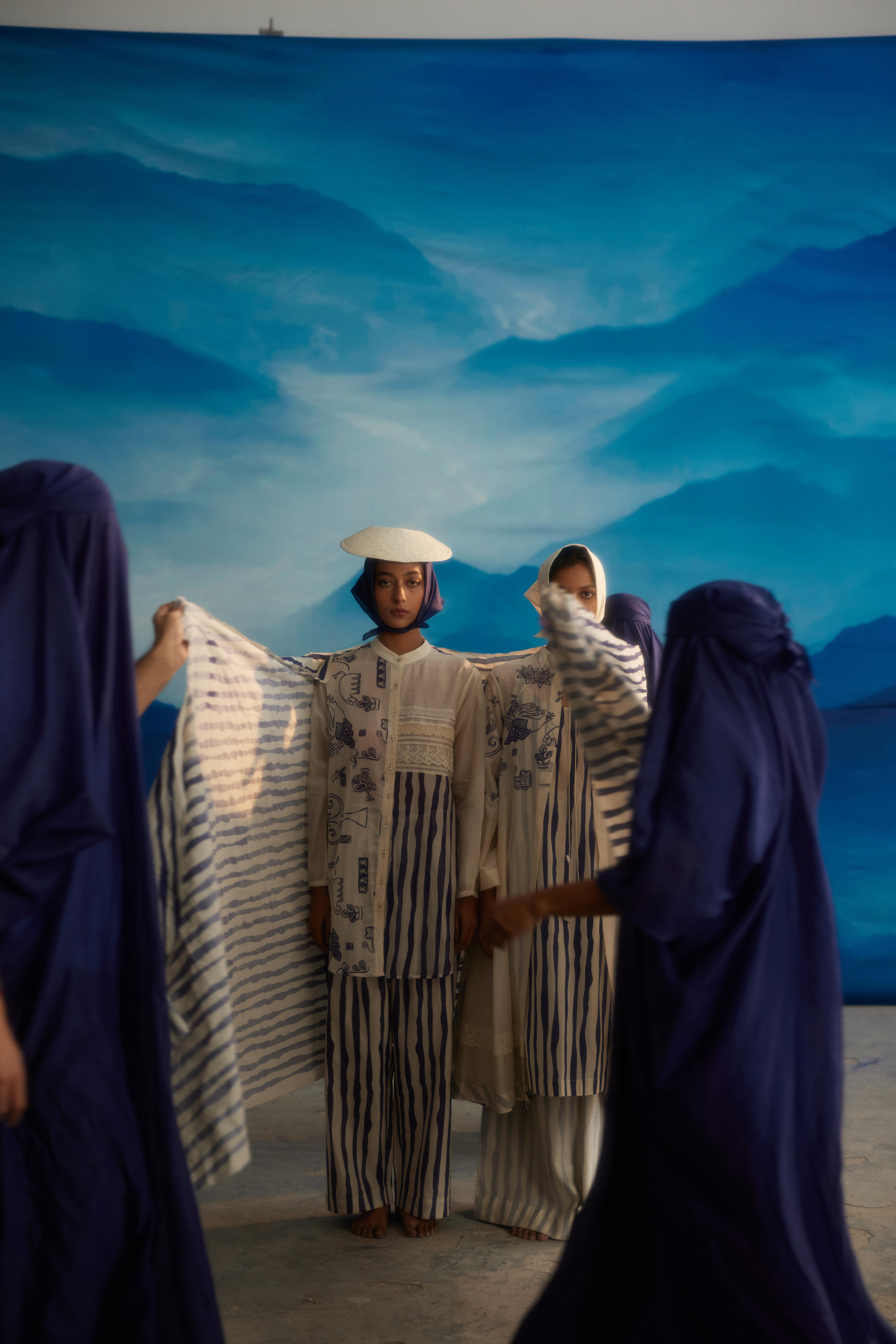 White Chanderi Printed Collared Shirt by Ahmev with Best Selling, Casual Wear, Chanderi, Crop Tops, Ink And Ivory, Ink And Ivory by Ahmev, Natural, Prints, Relaxed Fit, White, Womenswear at Kamakhyaa for sustainable fashion