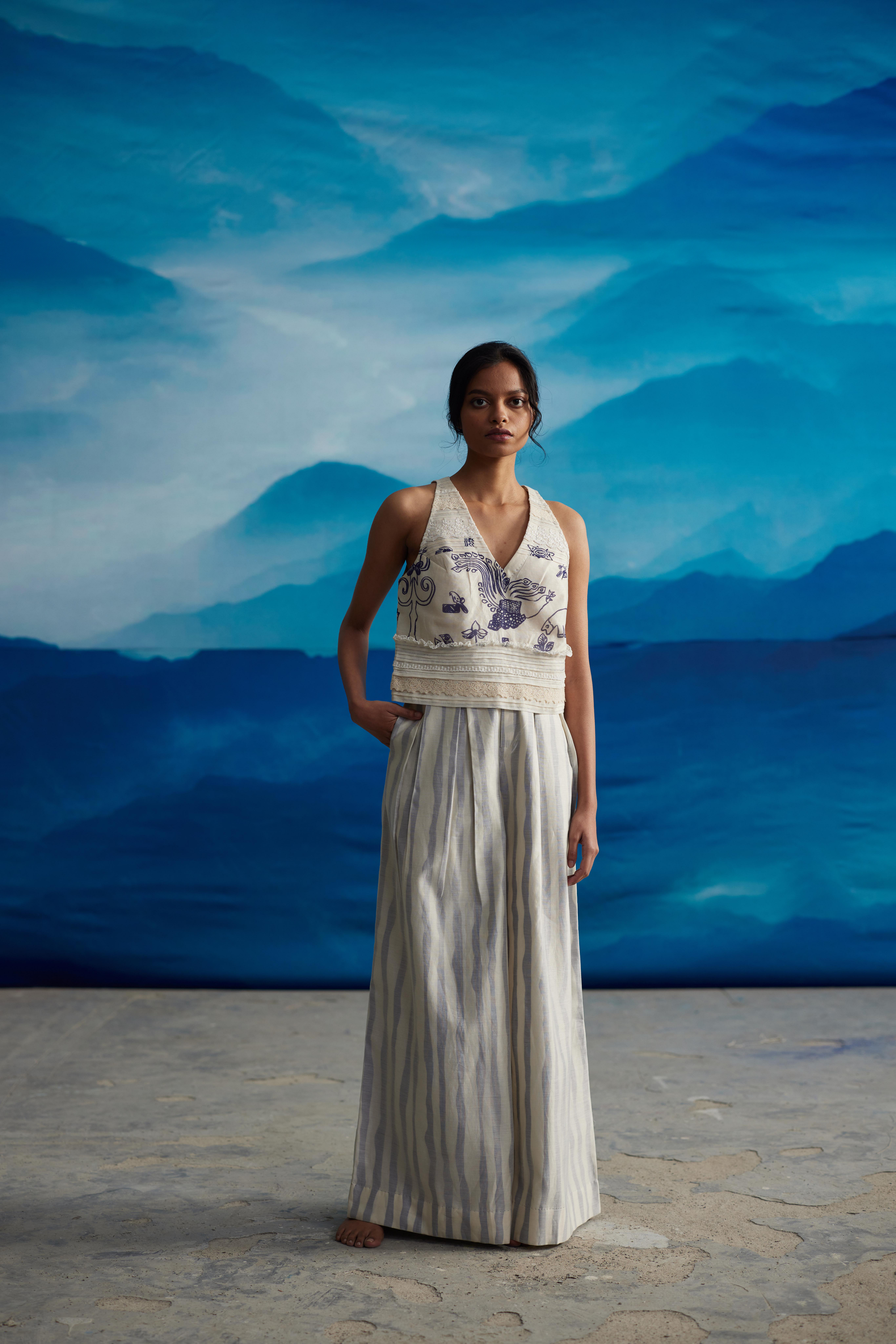 White Chanderi Printed Blouse With Lace by Ahmev with Best Selling, Casual Wear, Chanderi, Crop Tops, Ink And Ivory, Ink And Ivory by Ahmev, Natural, Prints, Relaxed Fit, White, Womenswear at Kamakhyaa for sustainable fashion