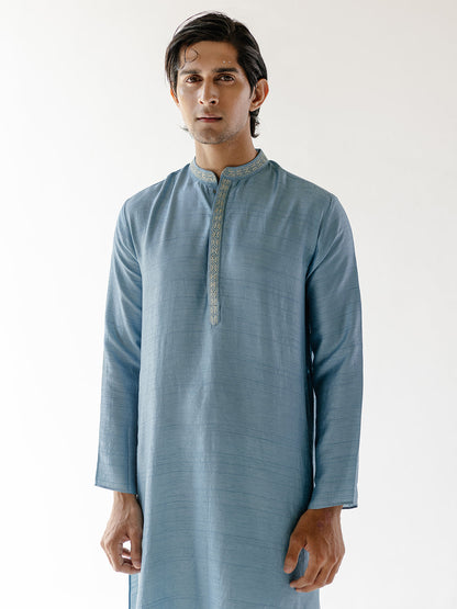 Aitbaar Kurta Set by RoohbyRidhimaa with at Kamakhyaa for sustainable fashion