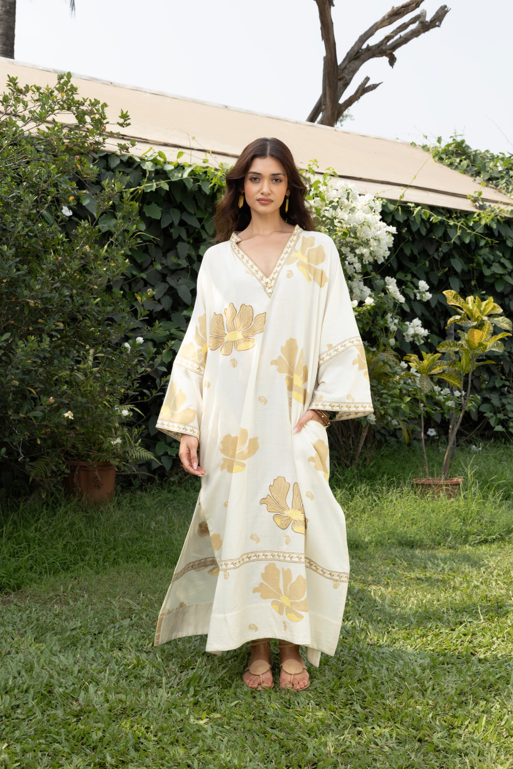 Oversized V-Neck Kaftan with Border Detail by Kamakhyaa India with Cosmos by Akashi Clothing, Internal Tags Missing at Kamakhyaa India for sustainable fashion