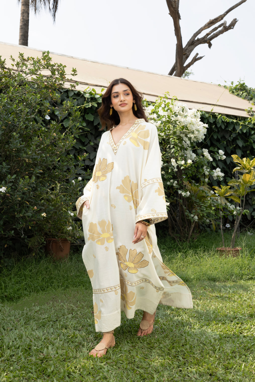 Oversized V-Neck Kaftan with Border Detail by Kamakhyaa India with Cosmos by Akashi Clothing, Internal Tags Missing at Kamakhyaa India for sustainable fashion