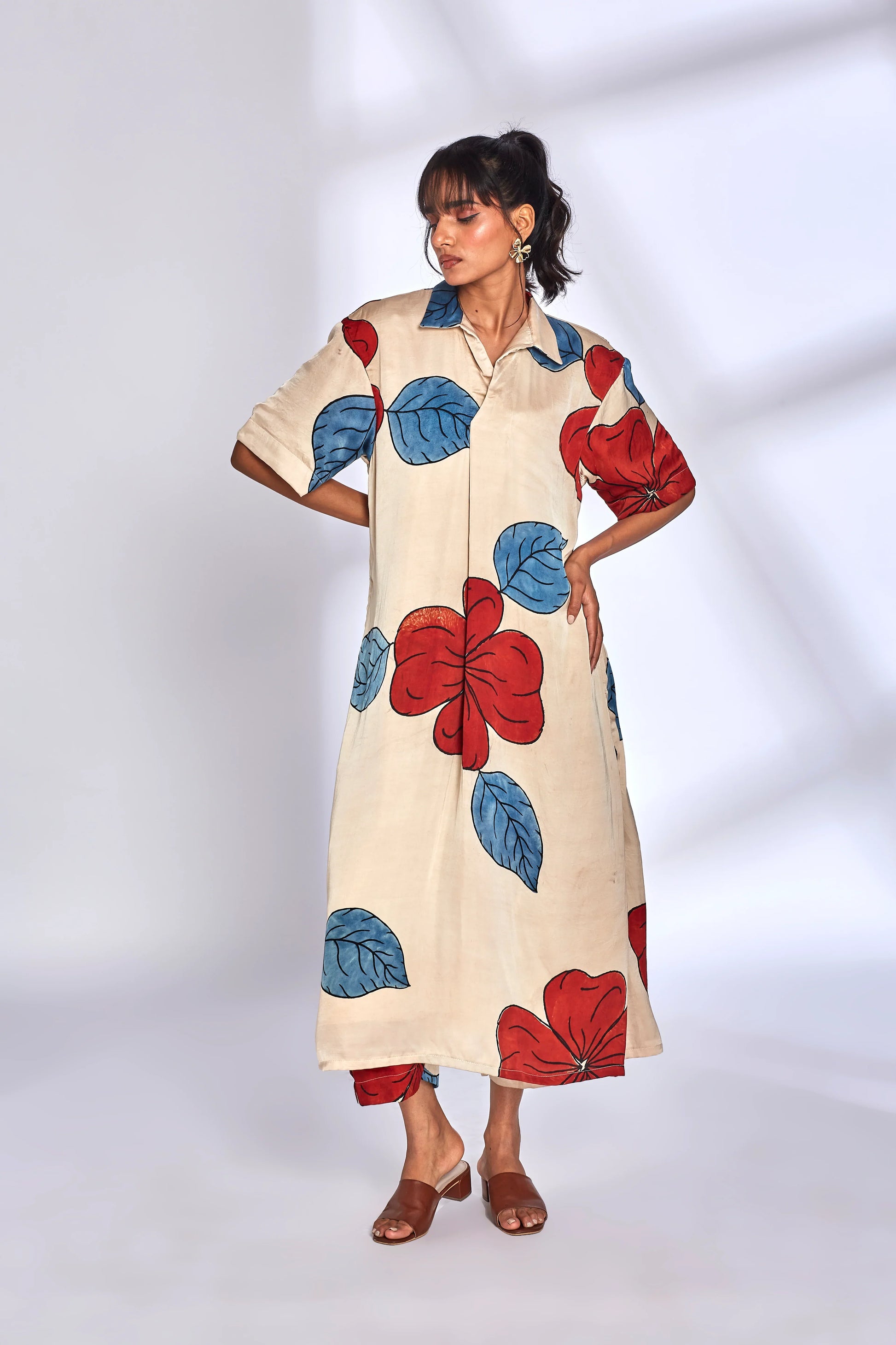 Beige Printed Kurta by Hasttvam with Eden by Hasttvam, Festive Wear, Floral, Fusion Wear, Handmade by Artisans, Modal, Natural Dye, Relaxed Fit, Responsible production and Vegan, White at Kamakhyaa for sustainable fashion