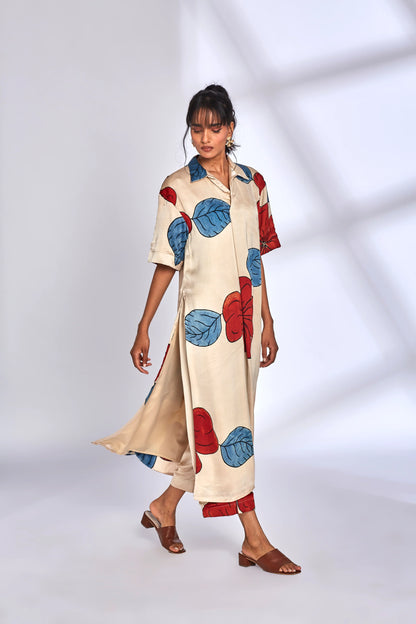 Beige Printed Kurta by Hasttvam with Eden by Hasttvam, Festive Wear, Floral, Fusion Wear, Handmade by Artisans, Modal, Natural Dye, Relaxed Fit, Responsible production and Vegan, White at Kamakhyaa for sustainable fashion