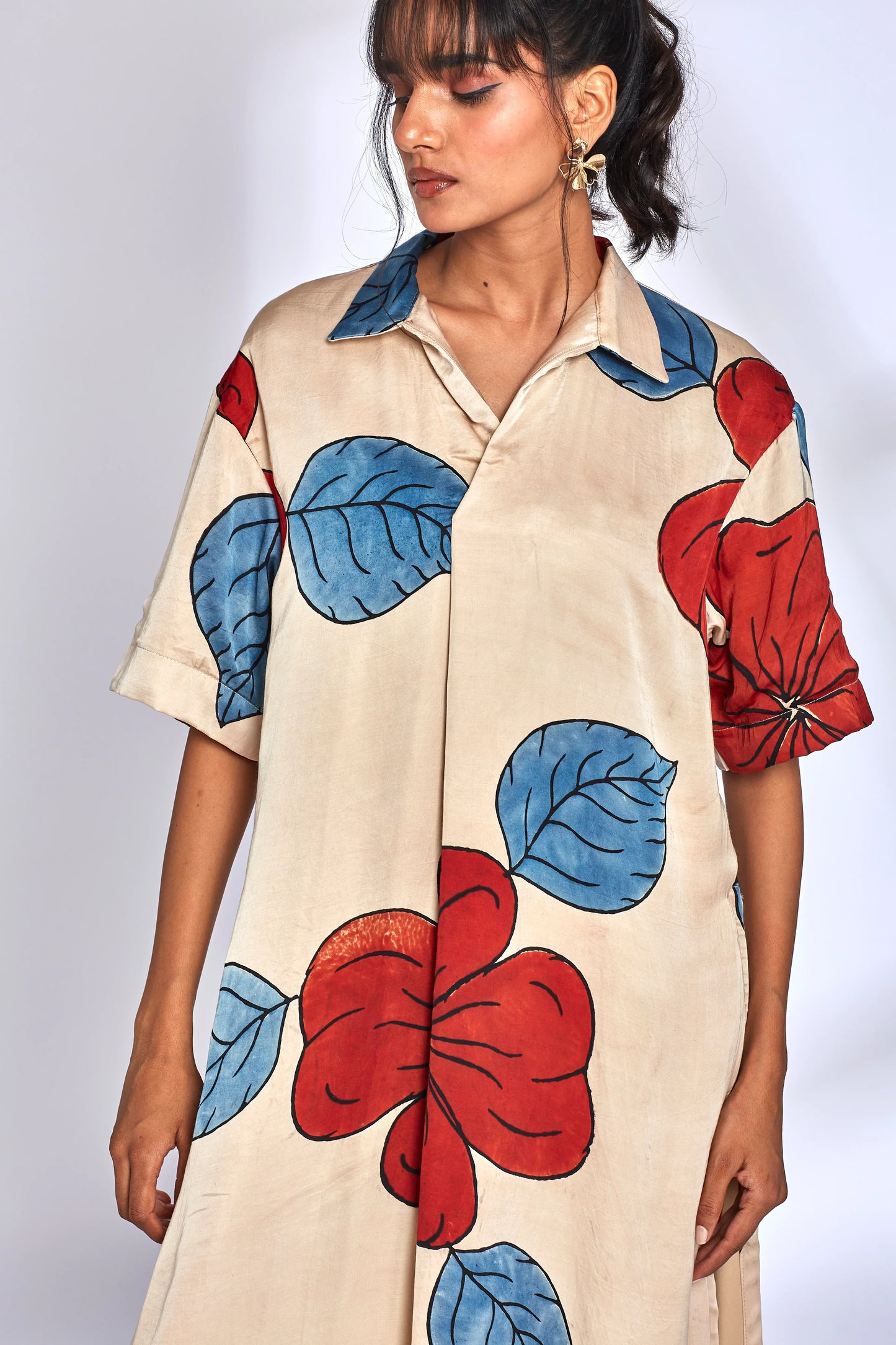 Beige Printed Kurta by Hasttvam with Eden by Hasttvam, Festive Wear, Floral, Fusion Wear, Handmade by Artisans, Modal, Natural Dye, Relaxed Fit, Responsible production and Vegan, White at Kamakhyaa for sustainable fashion