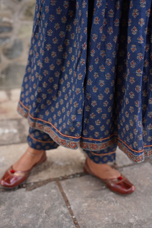 Blue Printed Kurta Set by Hasttvam with Blue, Cotton, Festive Wear, Floral, Handmade by Artisans, Natural Dye, Rang by Hasttvam, Relaxed Fit, Responsible production and Vegan at Kamakhyaa for sustainable fashion