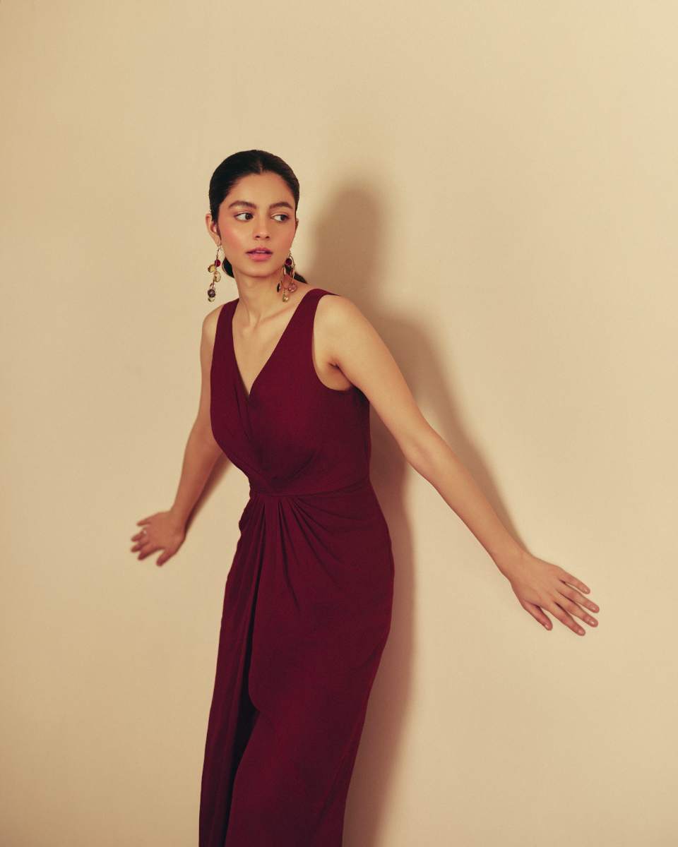 Georgette Purple Georgette Jumpsuit by Ewoke with Georgette, jumpsuit, Nostalgia's Thread by Ewoke, purple jumpsuit, sustainable fashion, v-neck line at Kamakhyaa for sustainable fashion