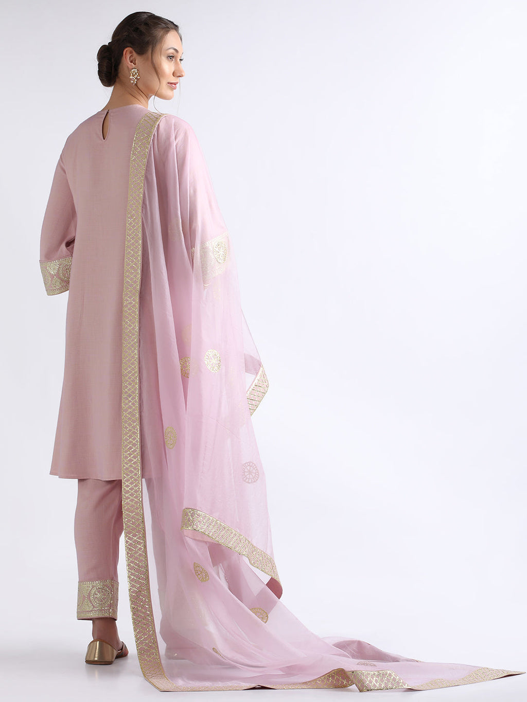 Falak Kurta Set by RoohbyRidhimaa with Large, Medium, Small, X-Large, X-Small at Kamakhyaa for sustainable fashion