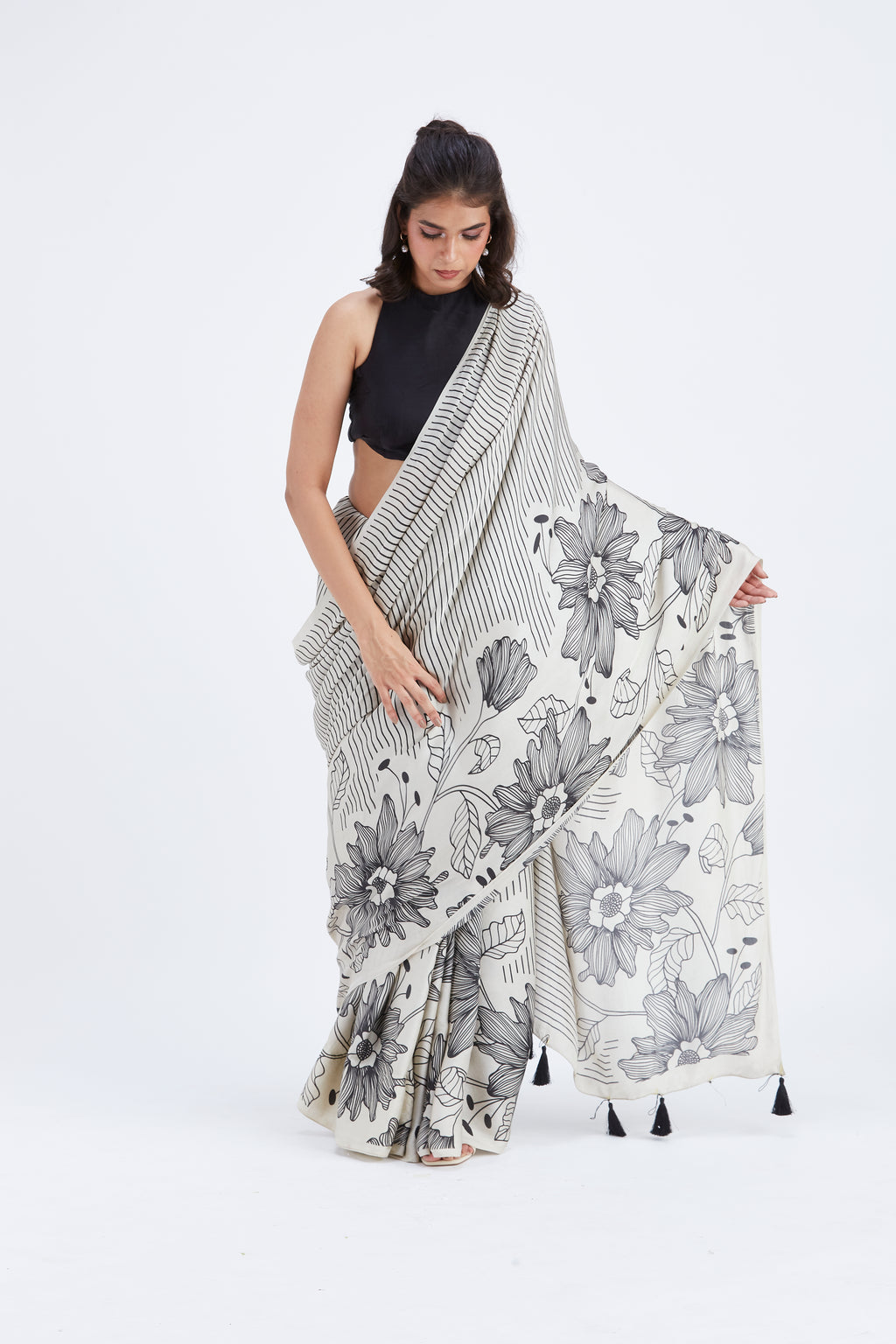 Savana Saree by Hasttvam with Ete by Hasttvam at Kamakhyaa for sustainable fashion