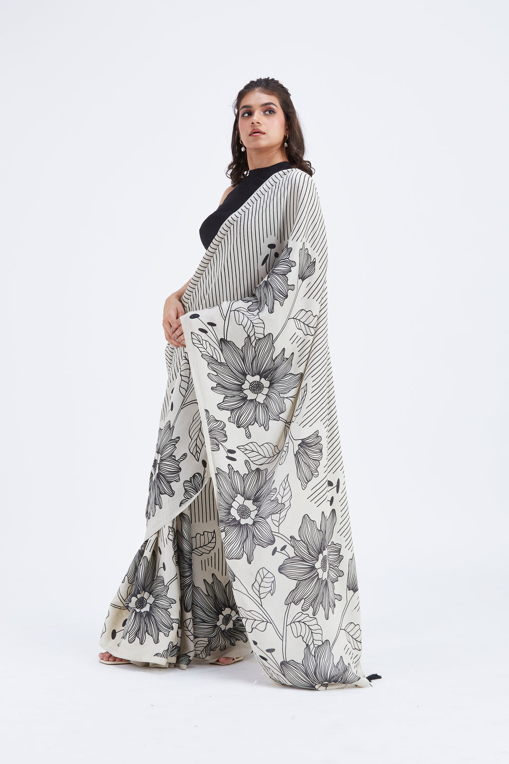 Savana Saree by Hasttvam with Ete by Hasttvam at Kamakhyaa for sustainable fashion