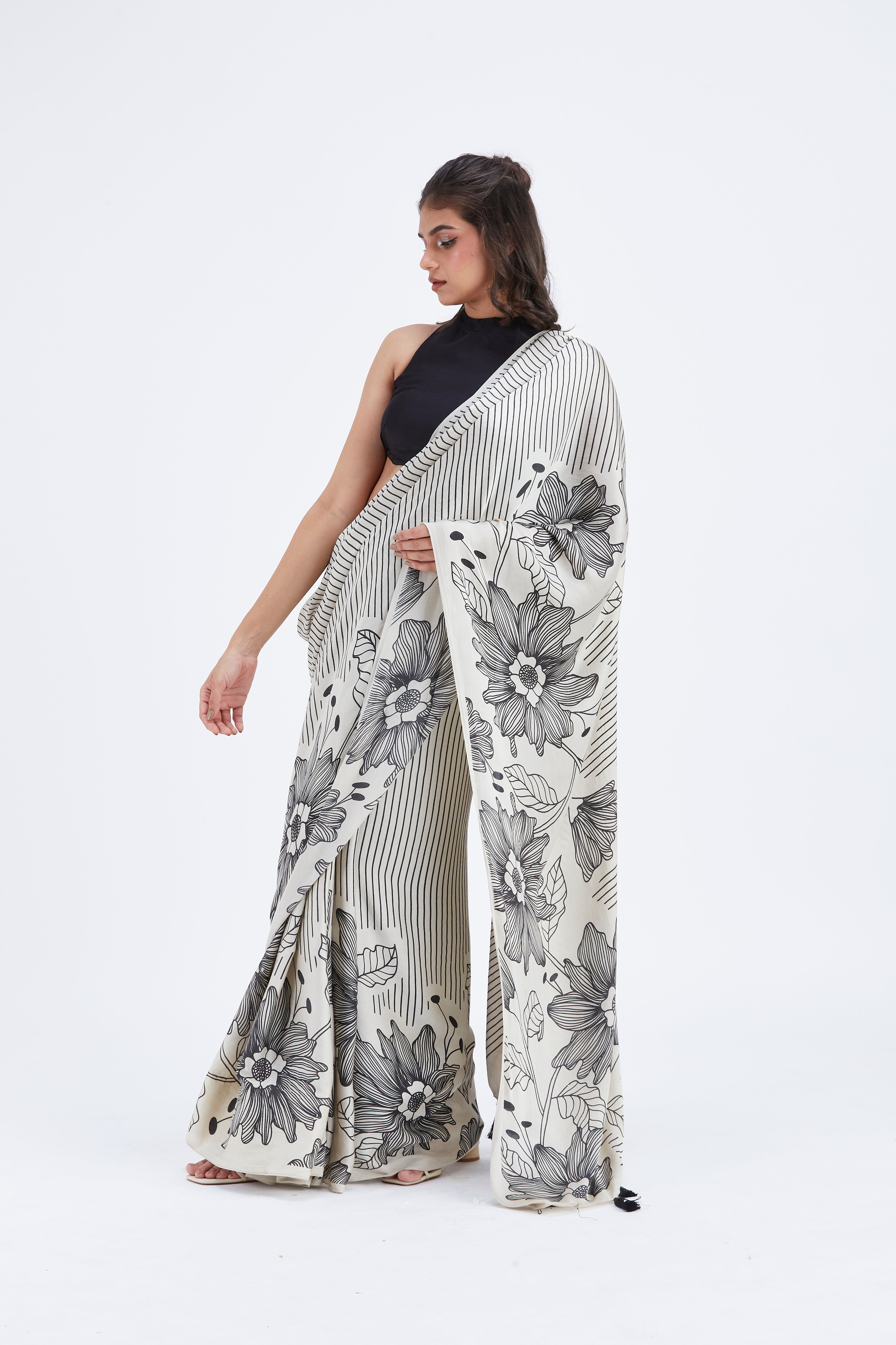 Savana Saree by Hasttvam with Ete by Hasttvam at Kamakhyaa for sustainable fashion