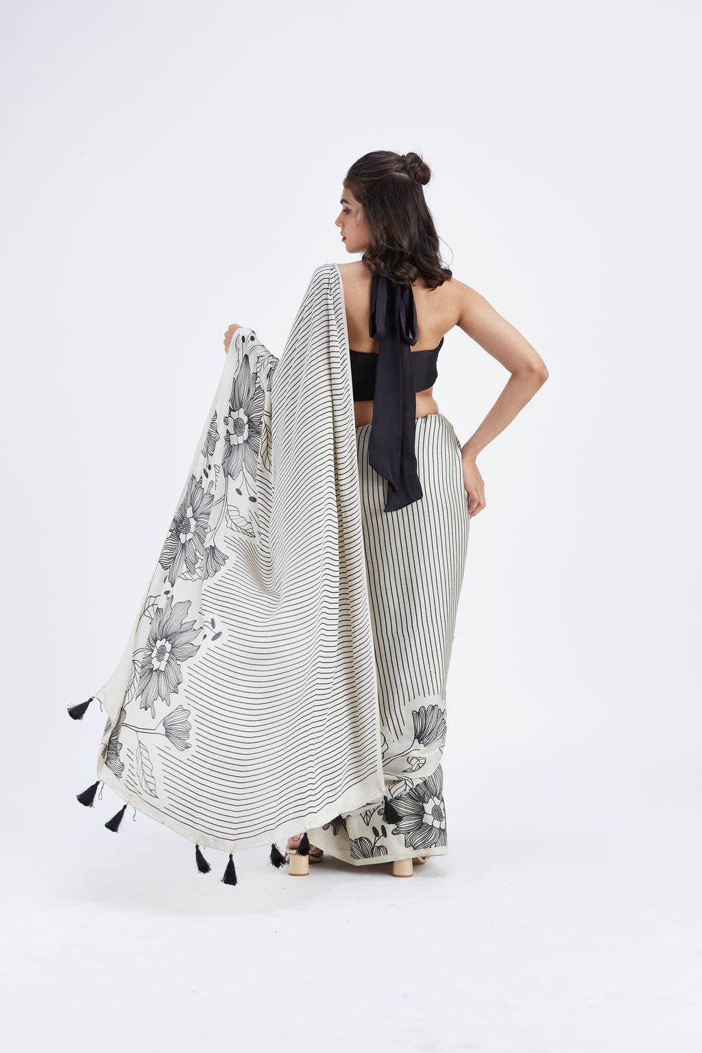 Savana Saree by Hasttvam with Ete by Hasttvam at Kamakhyaa for sustainable fashion