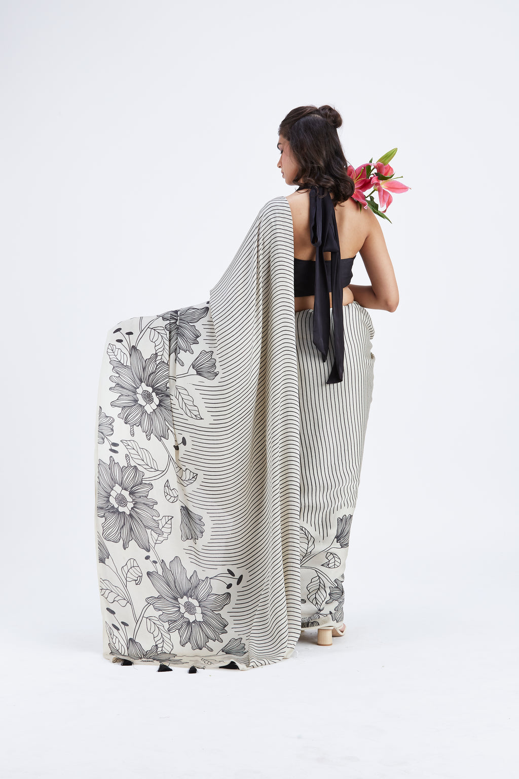Savana Saree by Hasttvam with Ete by Hasttvam at Kamakhyaa for sustainable fashion
