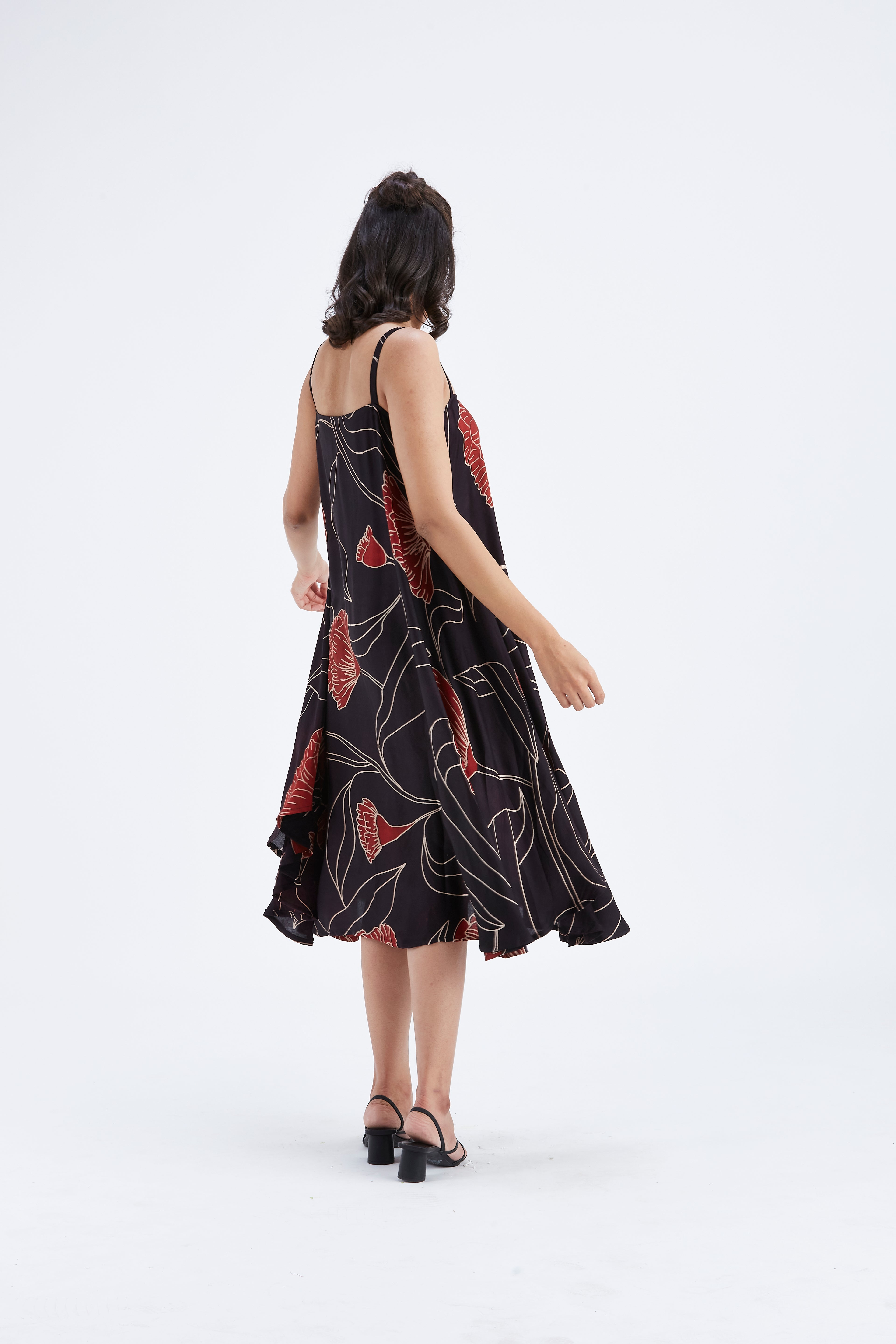 Reya Black dress by Hasttvam with Ete by Hasttvam at Kamakhyaa for sustainable fashion