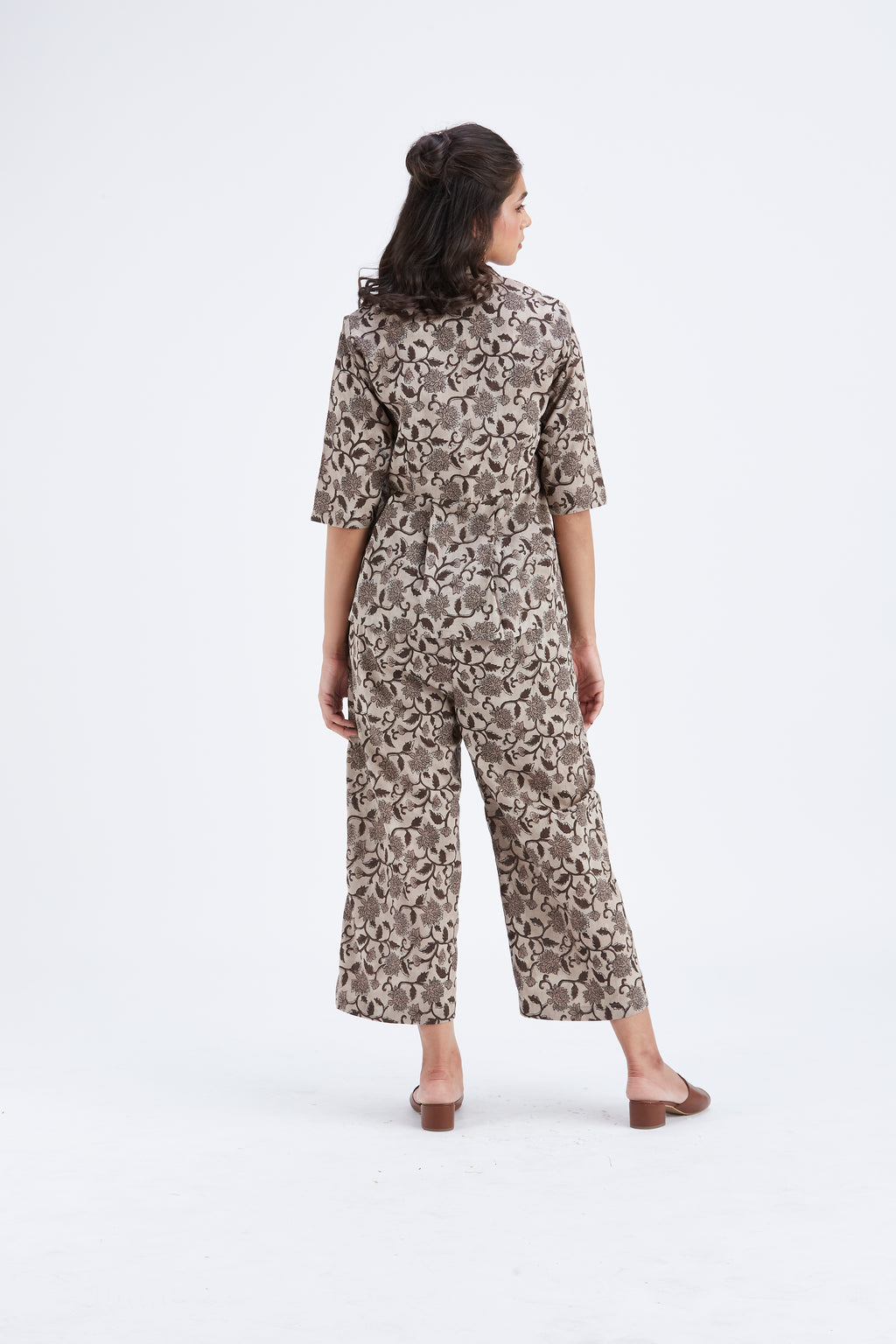 Zola Beige Co-ord set by Hasttvam with Ete by Hasttvam at Kamakhyaa for sustainable fashion