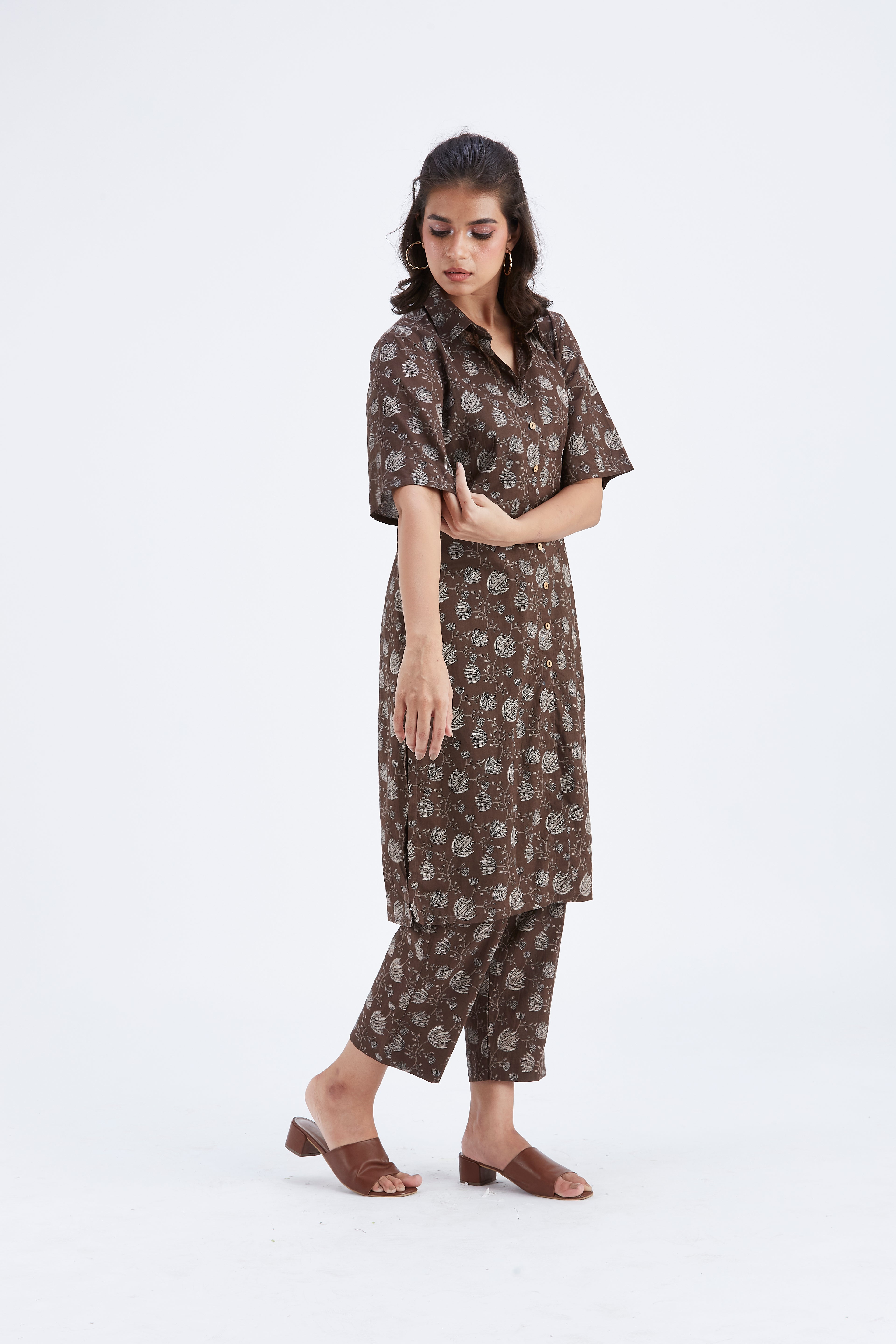 Easha Brown kurta set by Hasttvam with Ete by Hasttvam at Kamakhyaa for sustainable fashion