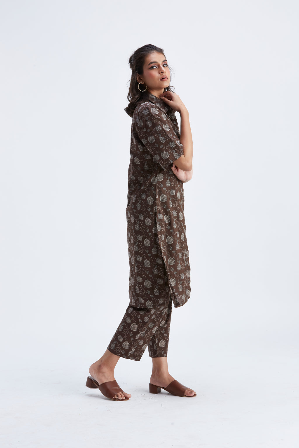 Easha Brown kurta set by Hasttvam with Ete by Hasttvam at Kamakhyaa for sustainable fashion