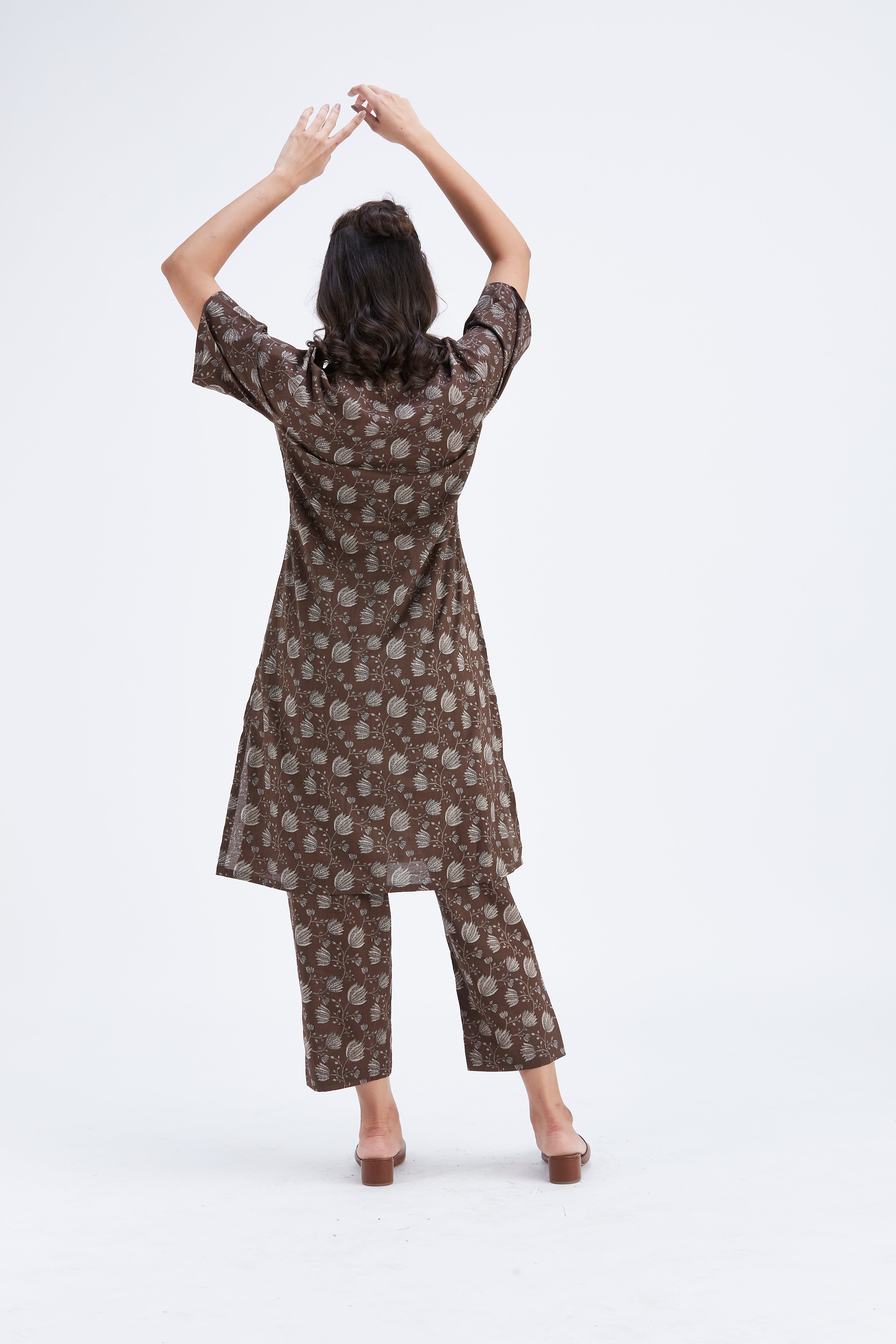 Easha Brown kurta set by Hasttvam with Ete by Hasttvam at Kamakhyaa for sustainable fashion