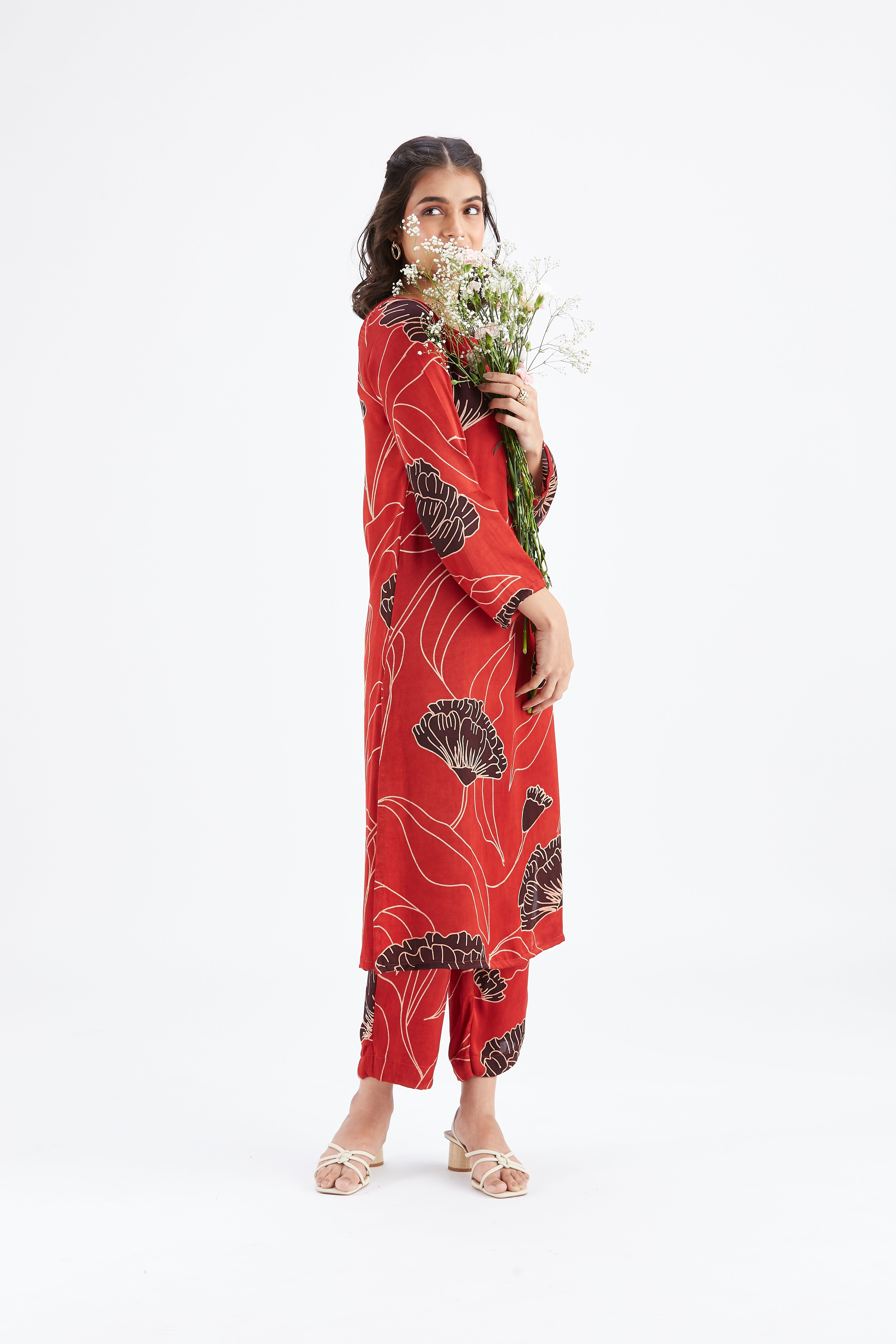 Yara Red kurta set by Hasttvam with Ete by Hasttvam at Kamakhyaa for sustainable fashion