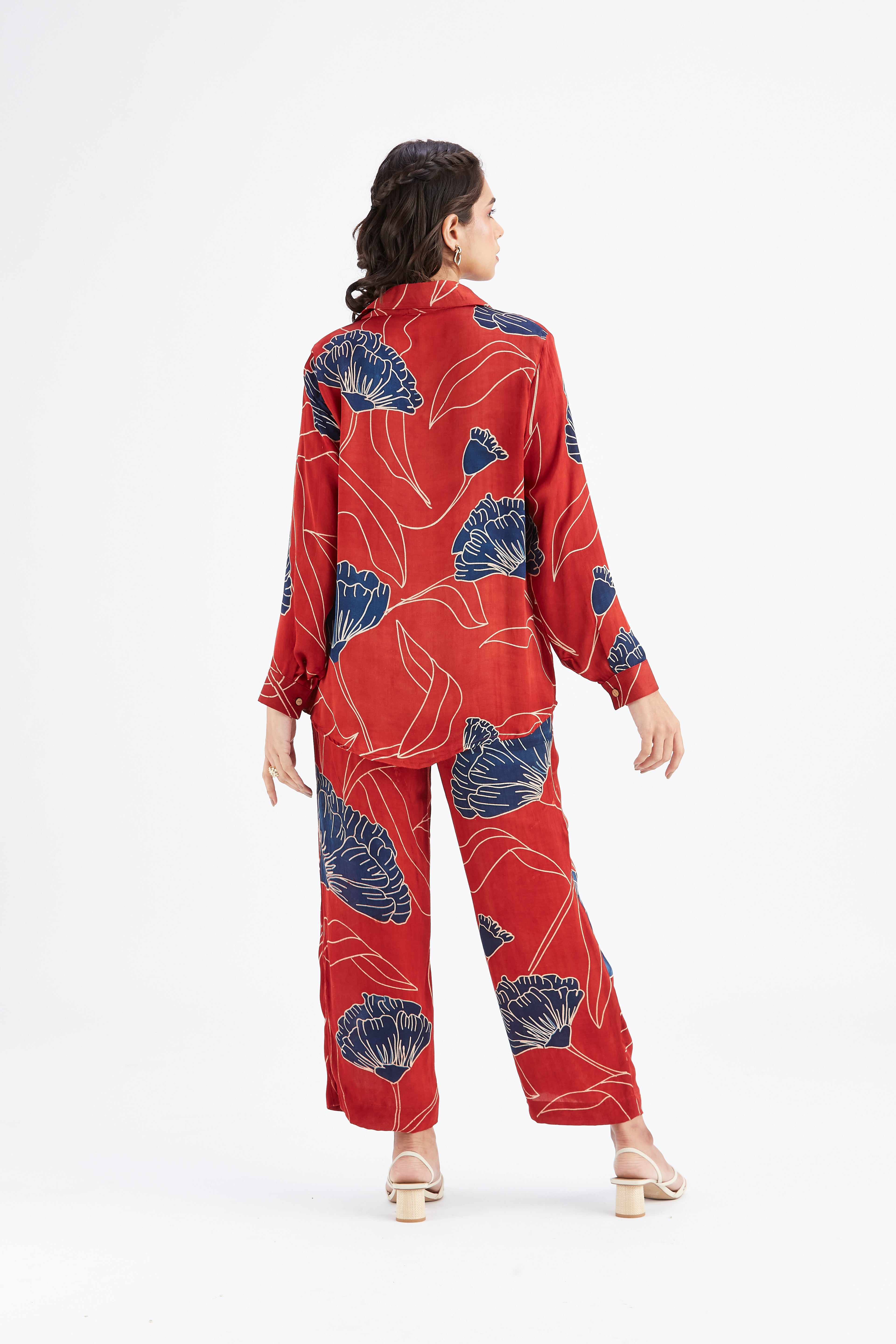 Yuna Red Co-ord set by Hasttvam with Ete by Hasttvam at Kamakhyaa for sustainable fashion