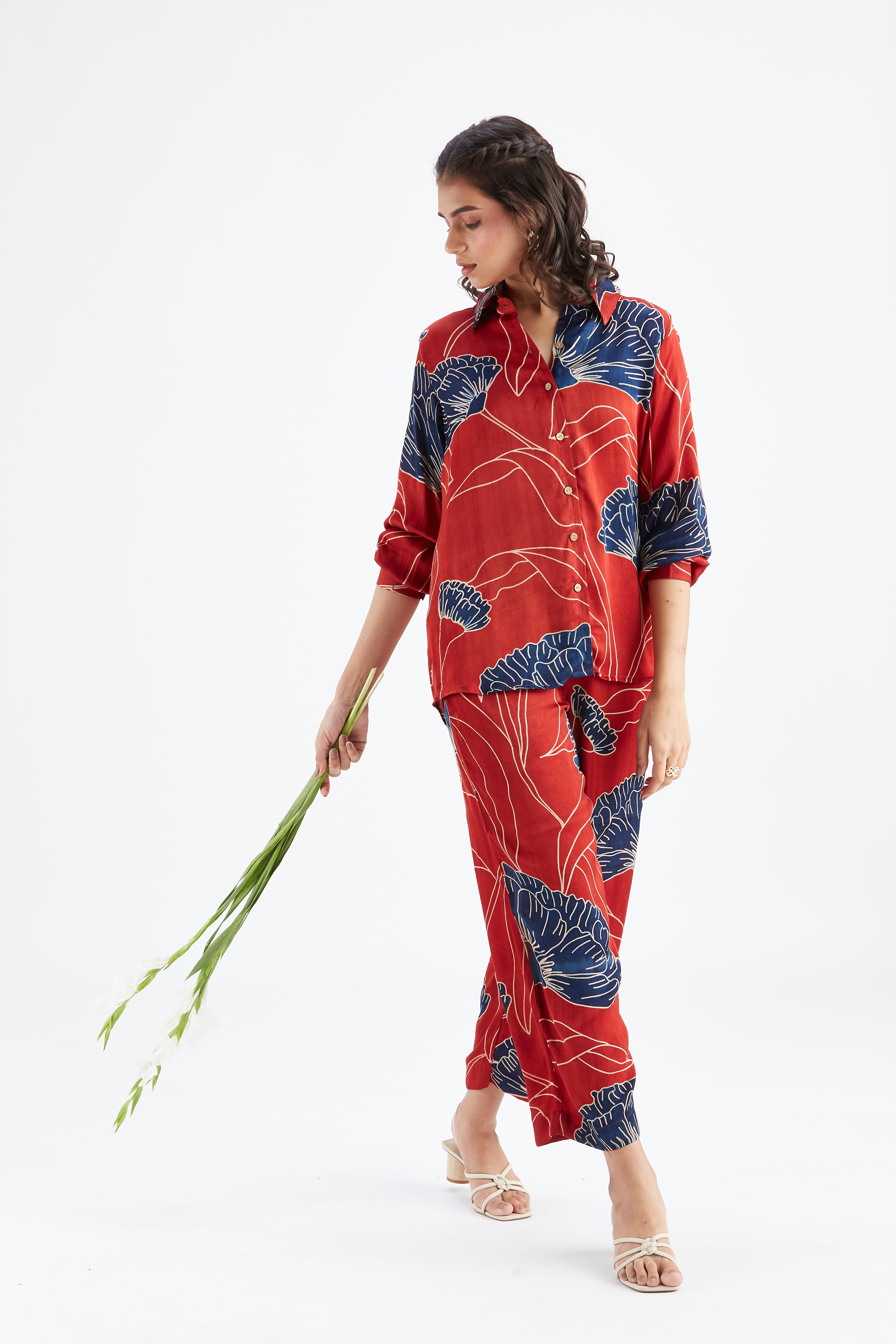 Yuna Red Co-ord set by Hasttvam with Ete by Hasttvam at Kamakhyaa for sustainable fashion