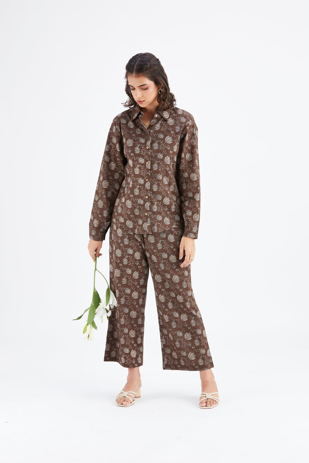 Yuna Brown Co-ord set by Hasttvam with Ete by Hasttvam at Kamakhyaa for sustainable fashion