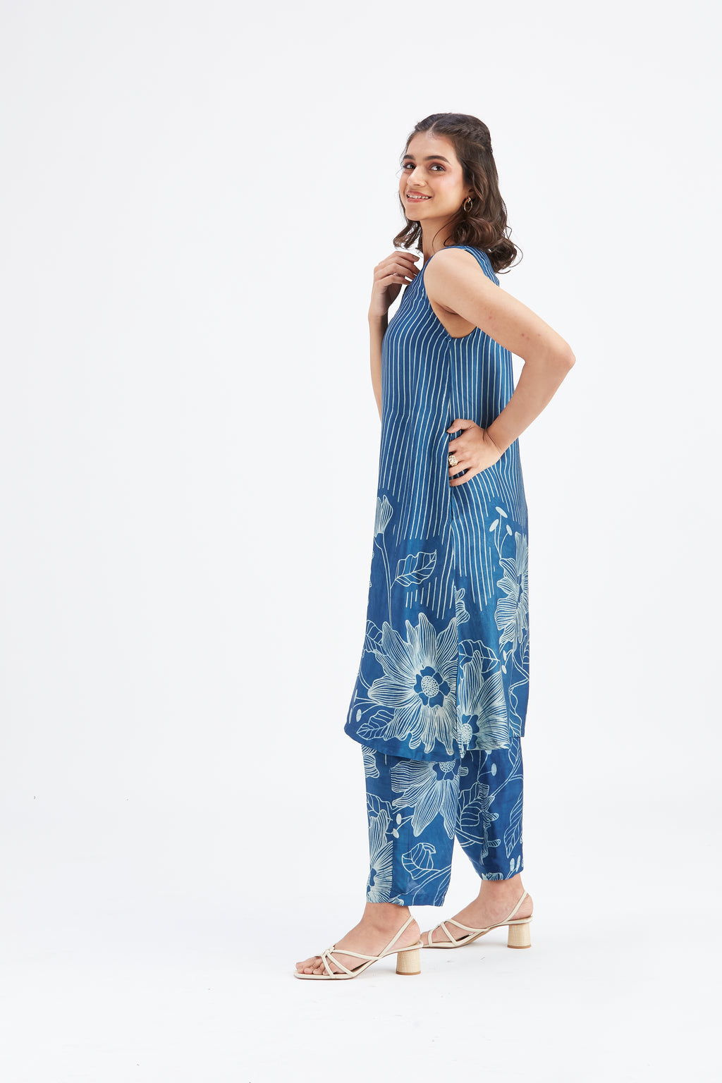 Sona Indigo kurta set by Hasttvam with Ete by Hasttvam at Kamakhyaa for sustainable fashion