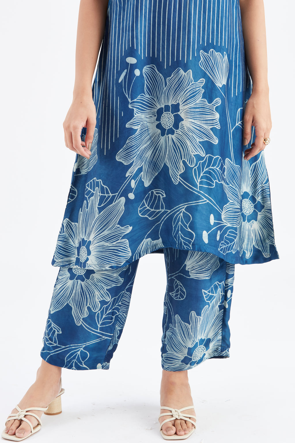 Sona Indigo kurta set by Hasttvam with Ete by Hasttvam at Kamakhyaa for sustainable fashion