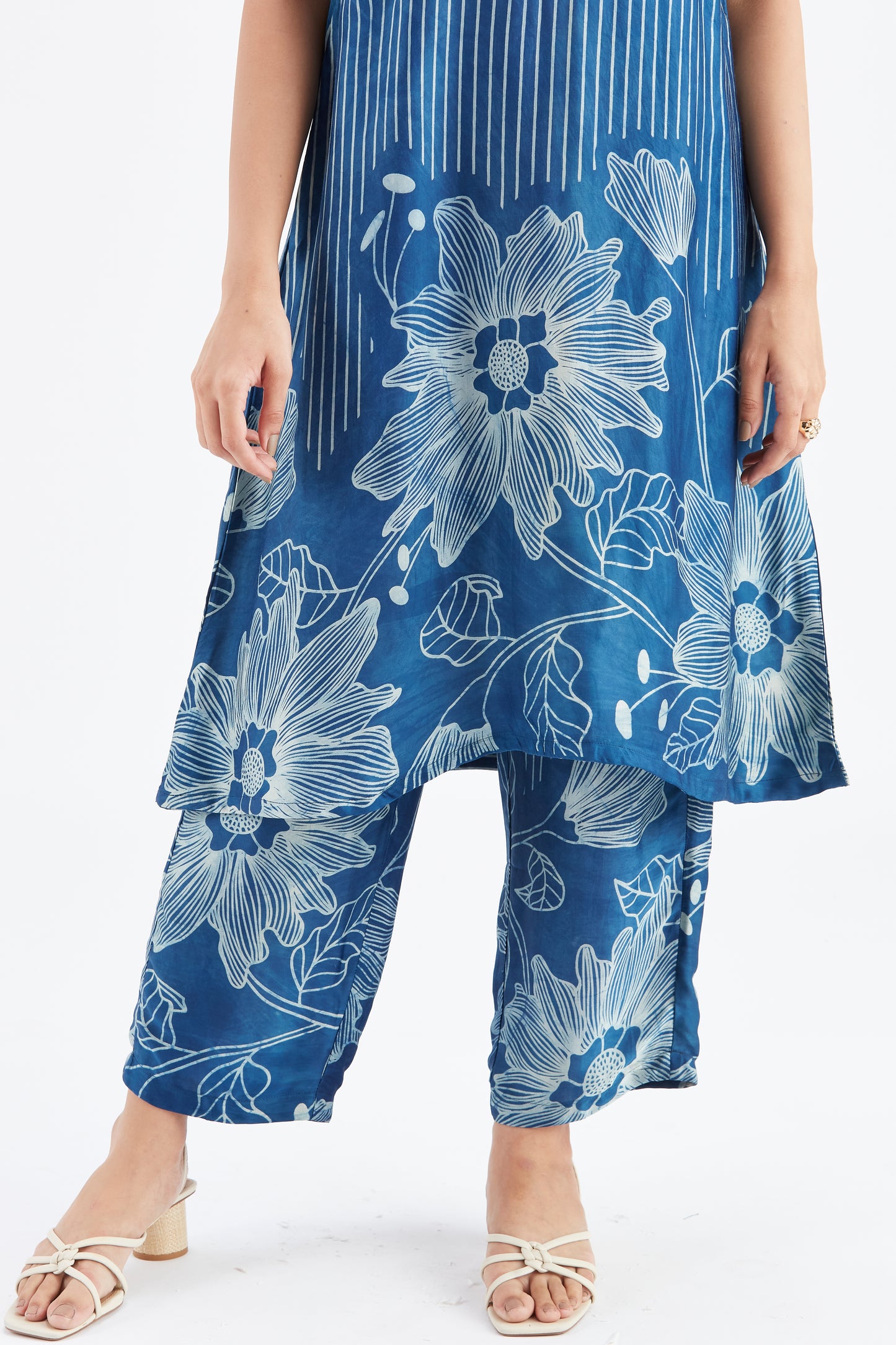 Sona Indigo kurta set by Hasttvam with Ete by Hasttvam at Kamakhyaa for sustainable fashion