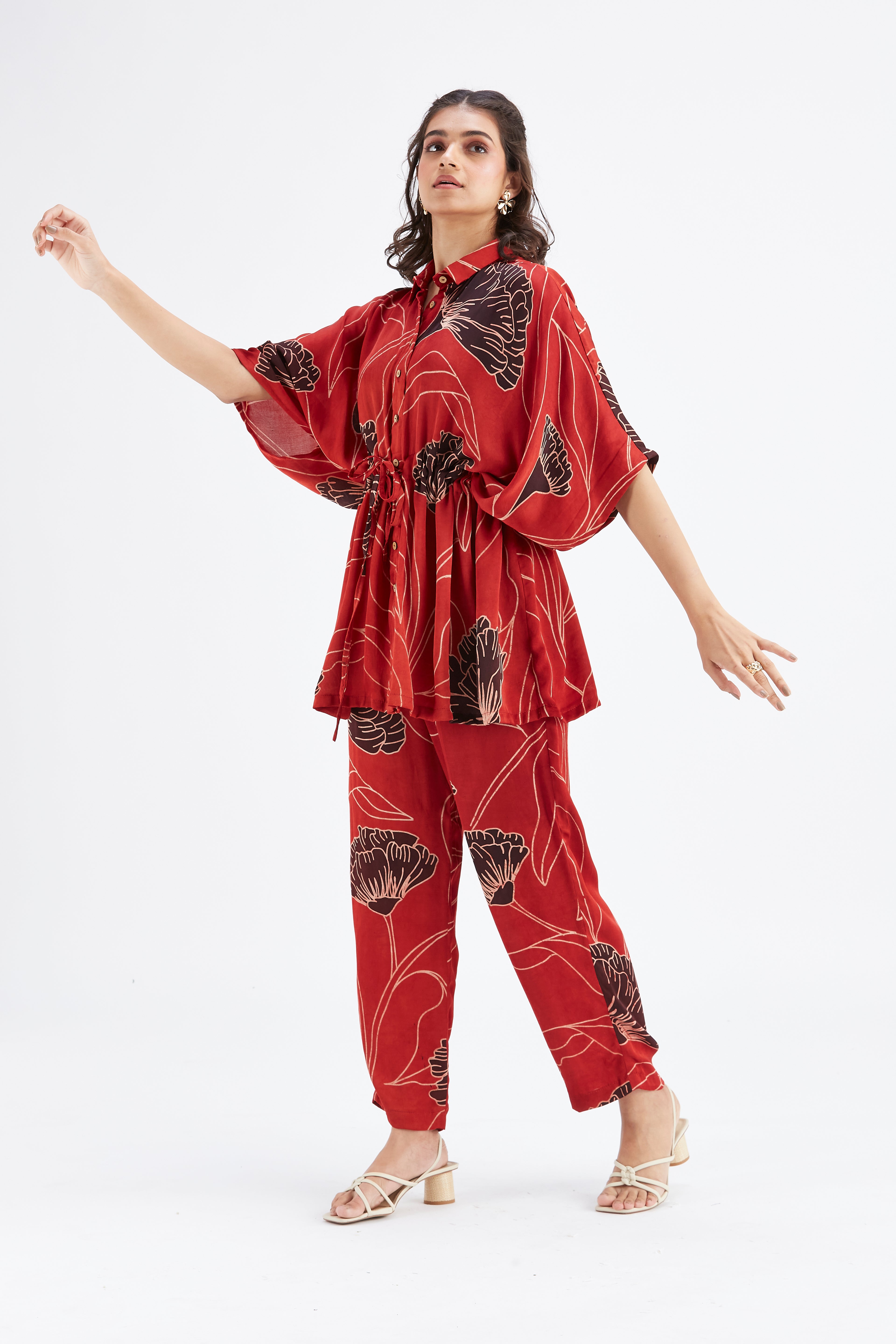 Amae Red Co-ord set by Hasttvam with Ete by Hasttvam at Kamakhyaa for sustainable fashion
