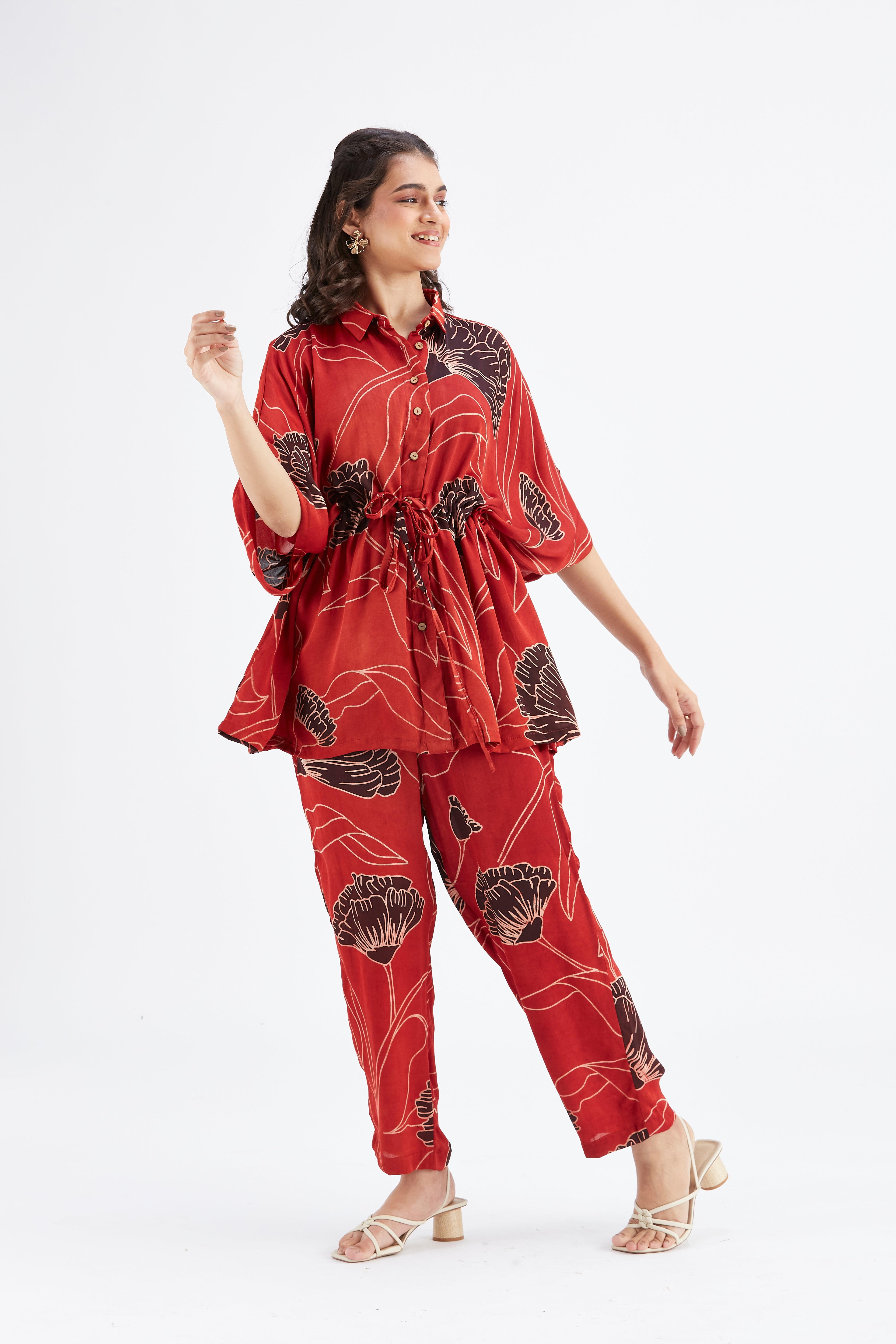 Amae Red Co-ord set by Hasttvam with Ete by Hasttvam at Kamakhyaa for sustainable fashion