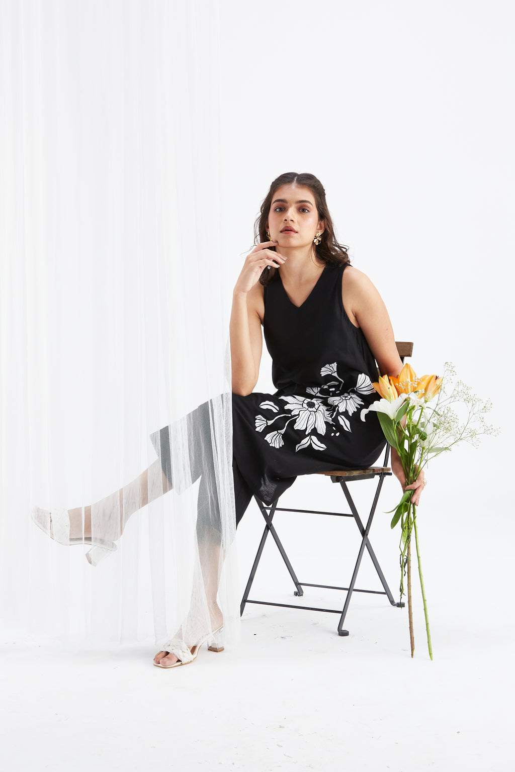 Sora Black kurta set by Hasttvam with Ete by Hasttvam at Kamakhyaa for sustainable fashion