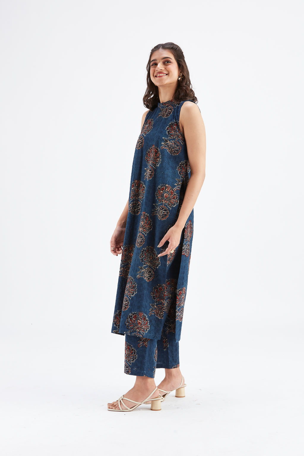 Nava Indigo kurta set by Hasttvam with Ete by Hasttvam at Kamakhyaa for sustainable fashion