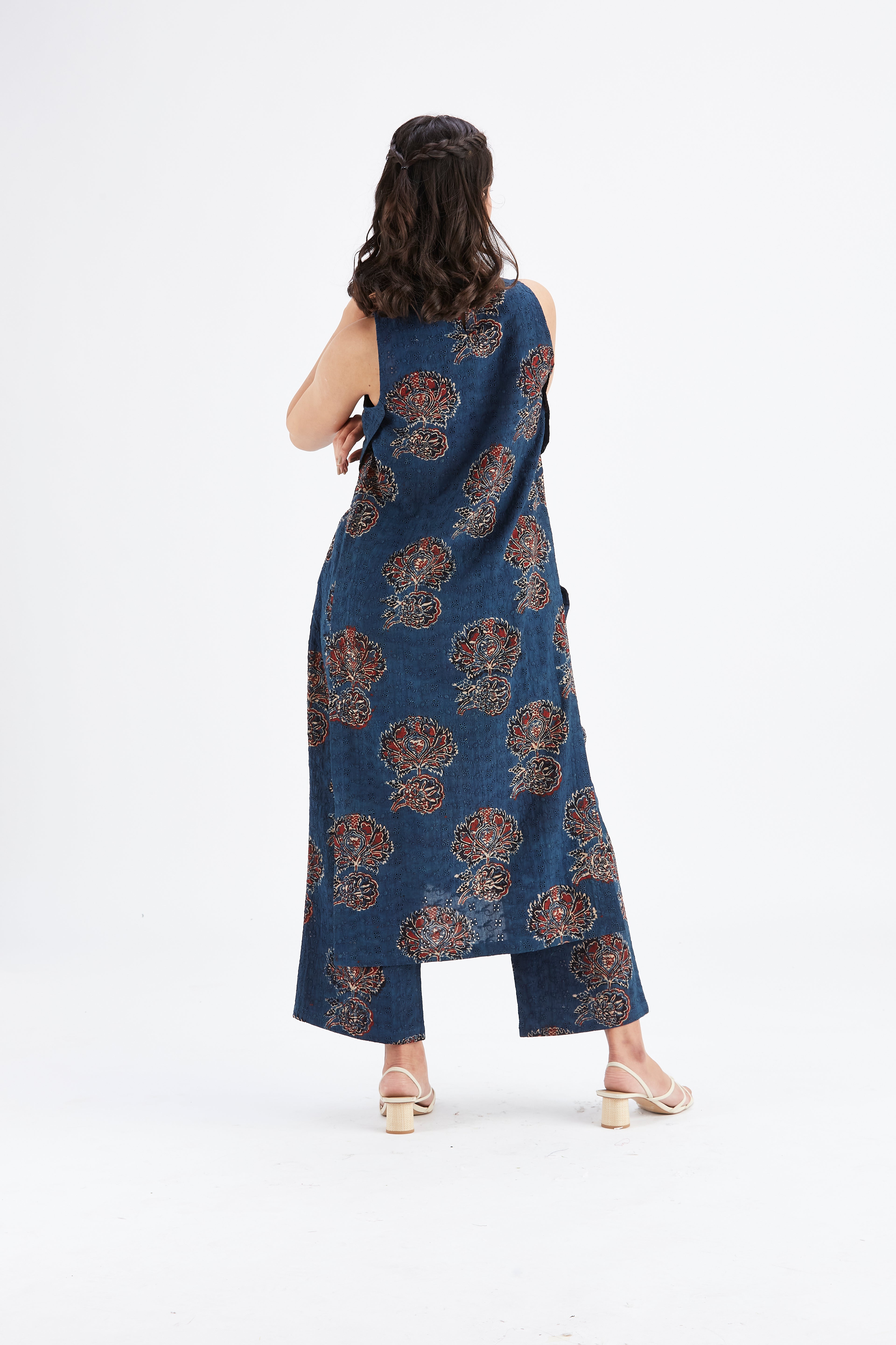 Nava Indigo kurta set by Hasttvam with Ete by Hasttvam at Kamakhyaa for sustainable fashion