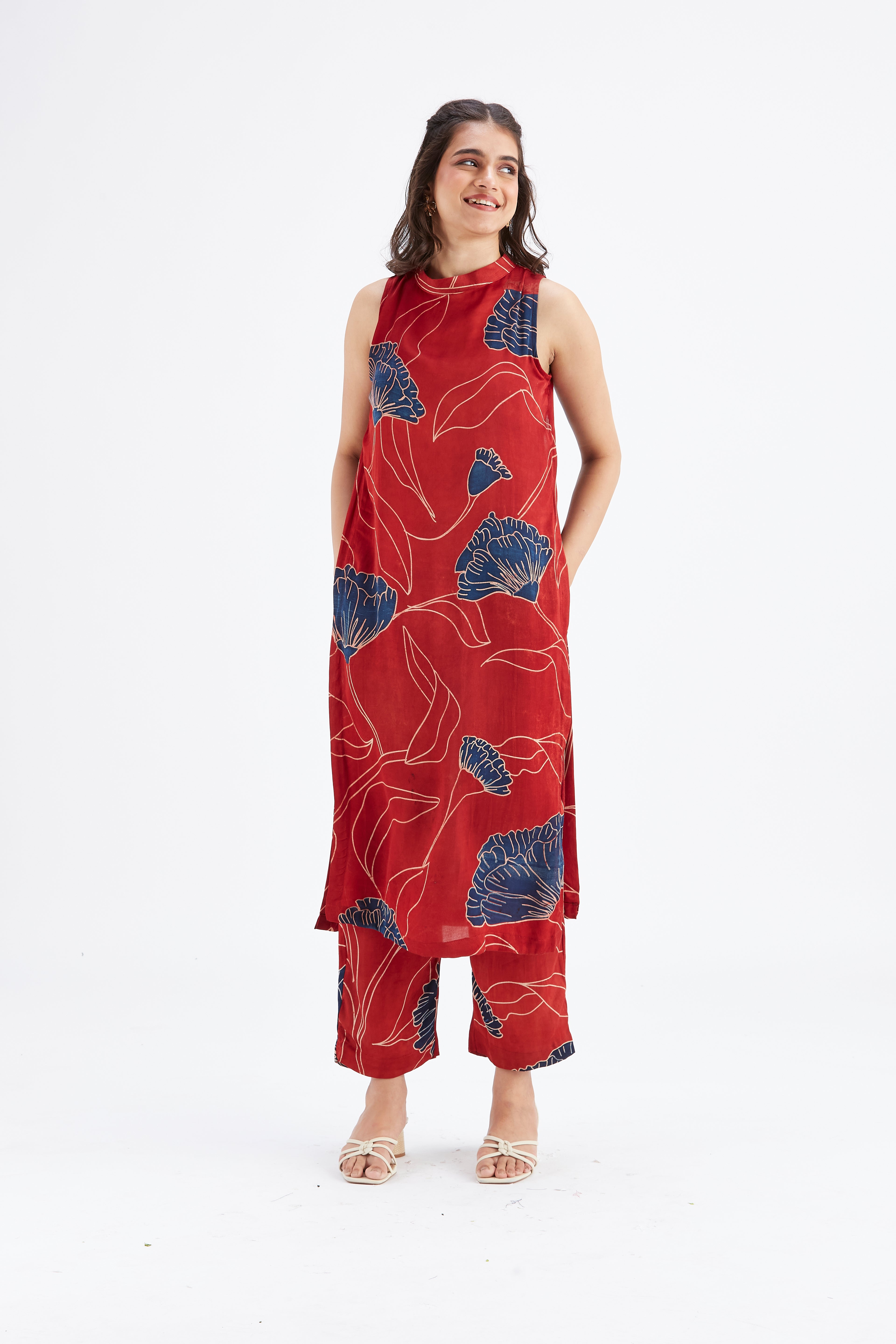 Nava Red kurta set by Hasttvam with Ete by Hasttvam at Kamakhyaa for sustainable fashion