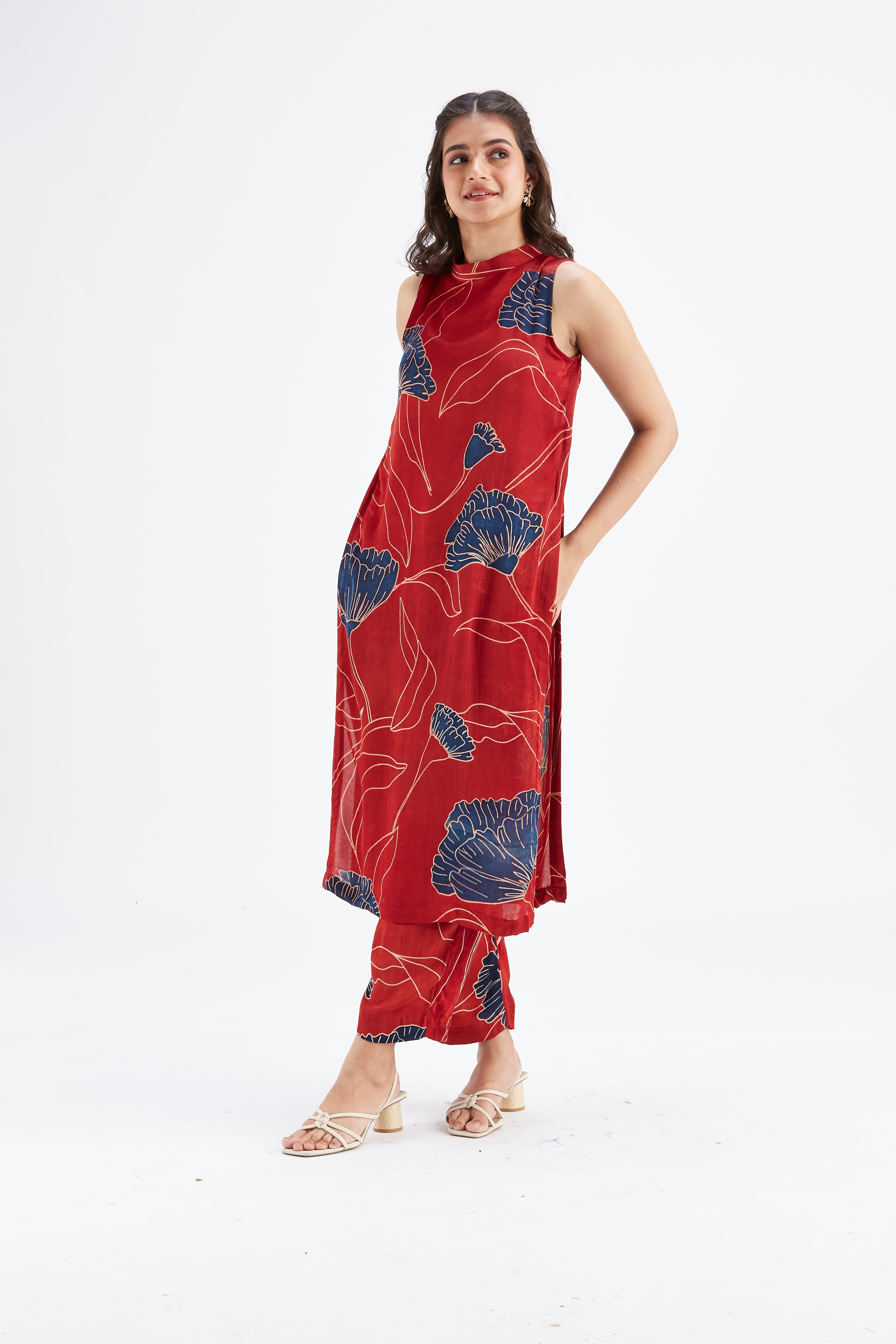 Nava Red kurta set by Hasttvam with Ete by Hasttvam at Kamakhyaa for sustainable fashion