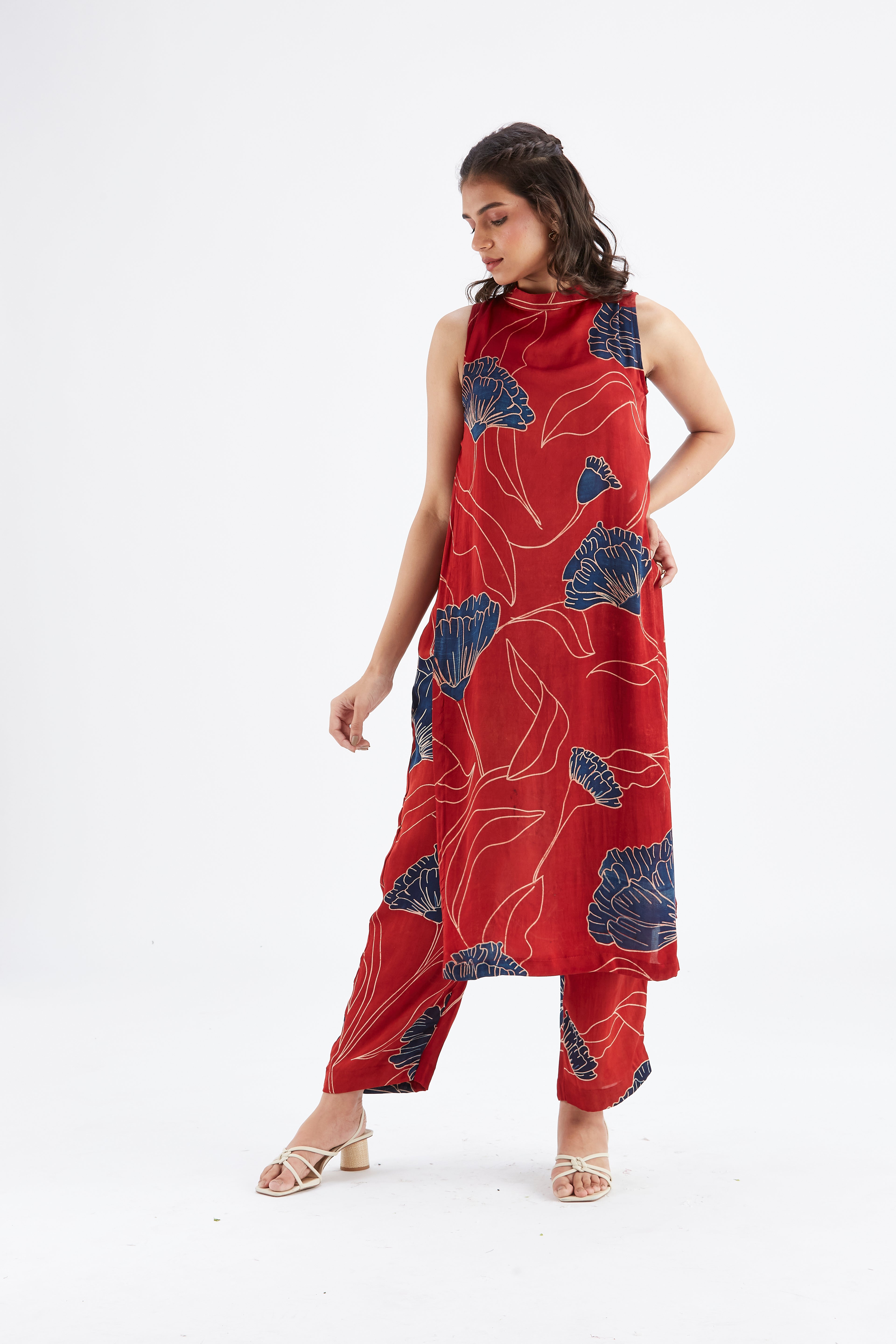 Nava Red kurta set by Hasttvam with Ete by Hasttvam at Kamakhyaa for sustainable fashion