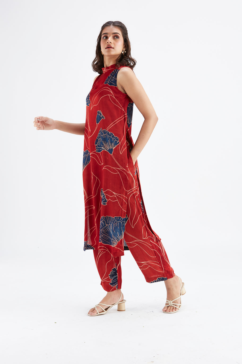 Nava Red kurta set by Hasttvam with Ete by Hasttvam at Kamakhyaa for sustainable fashion