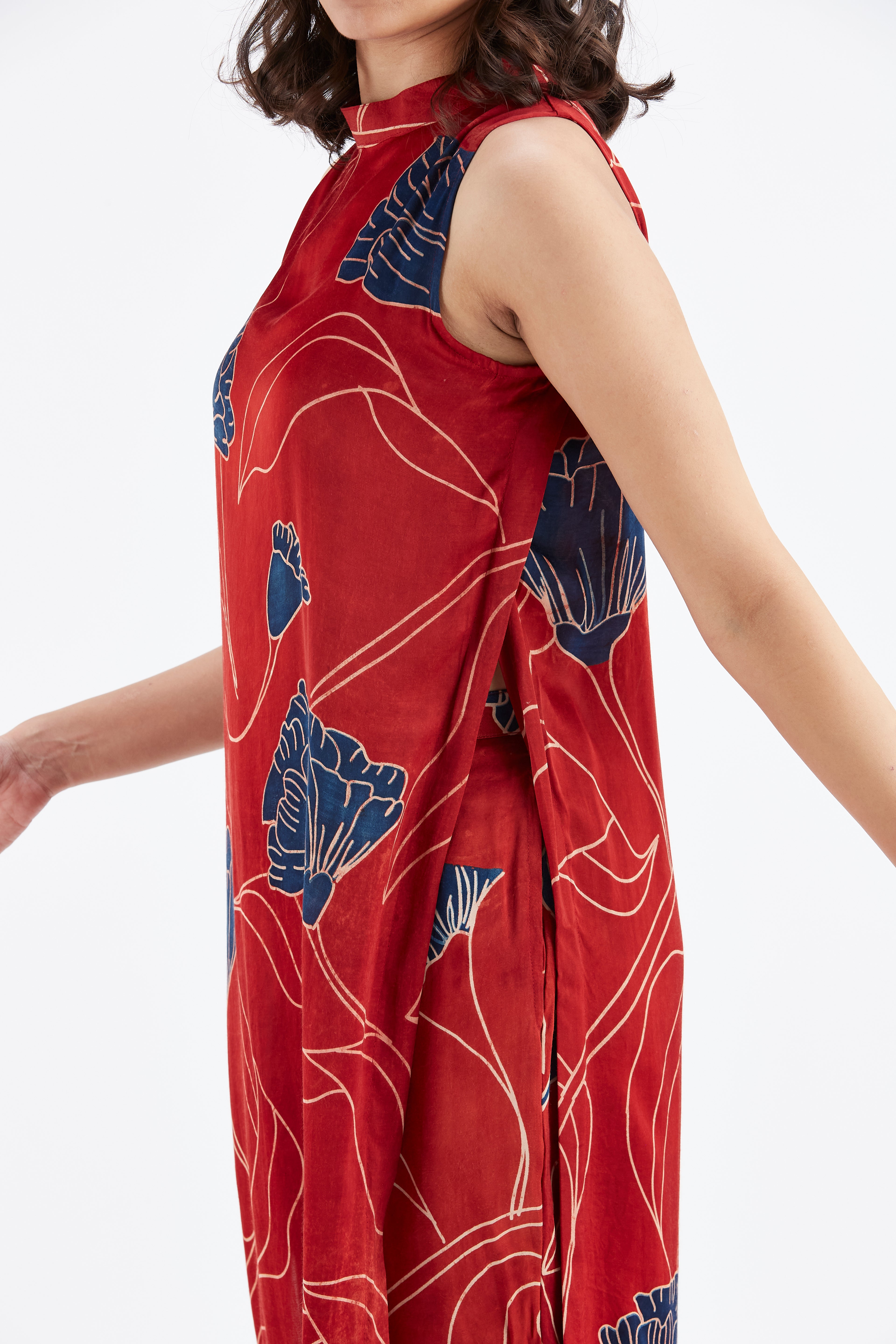 Nava Red kurta set by Hasttvam with Ete by Hasttvam at Kamakhyaa for sustainable fashion