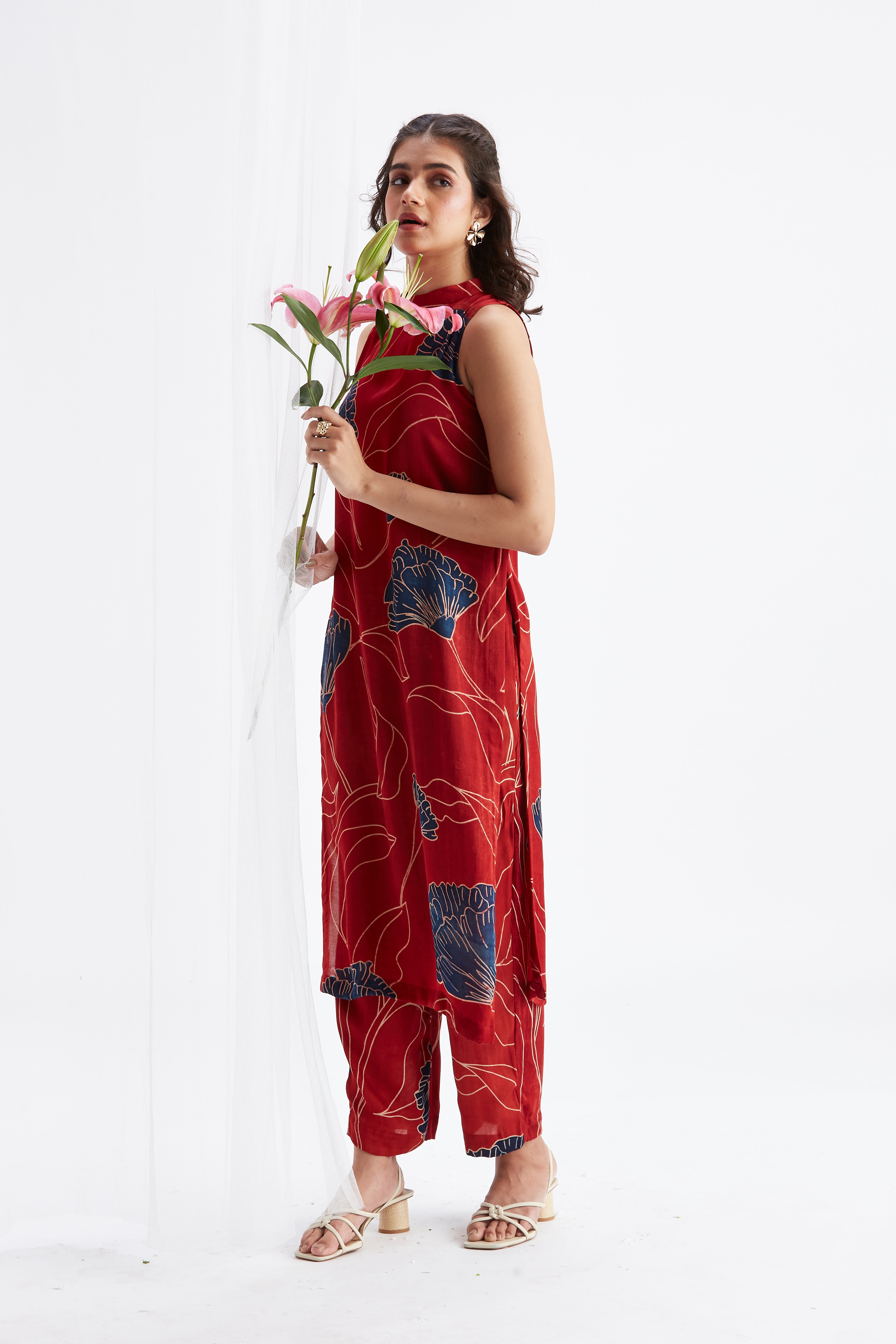 Nava Red kurta set by Hasttvam with Ete by Hasttvam at Kamakhyaa for sustainable fashion
