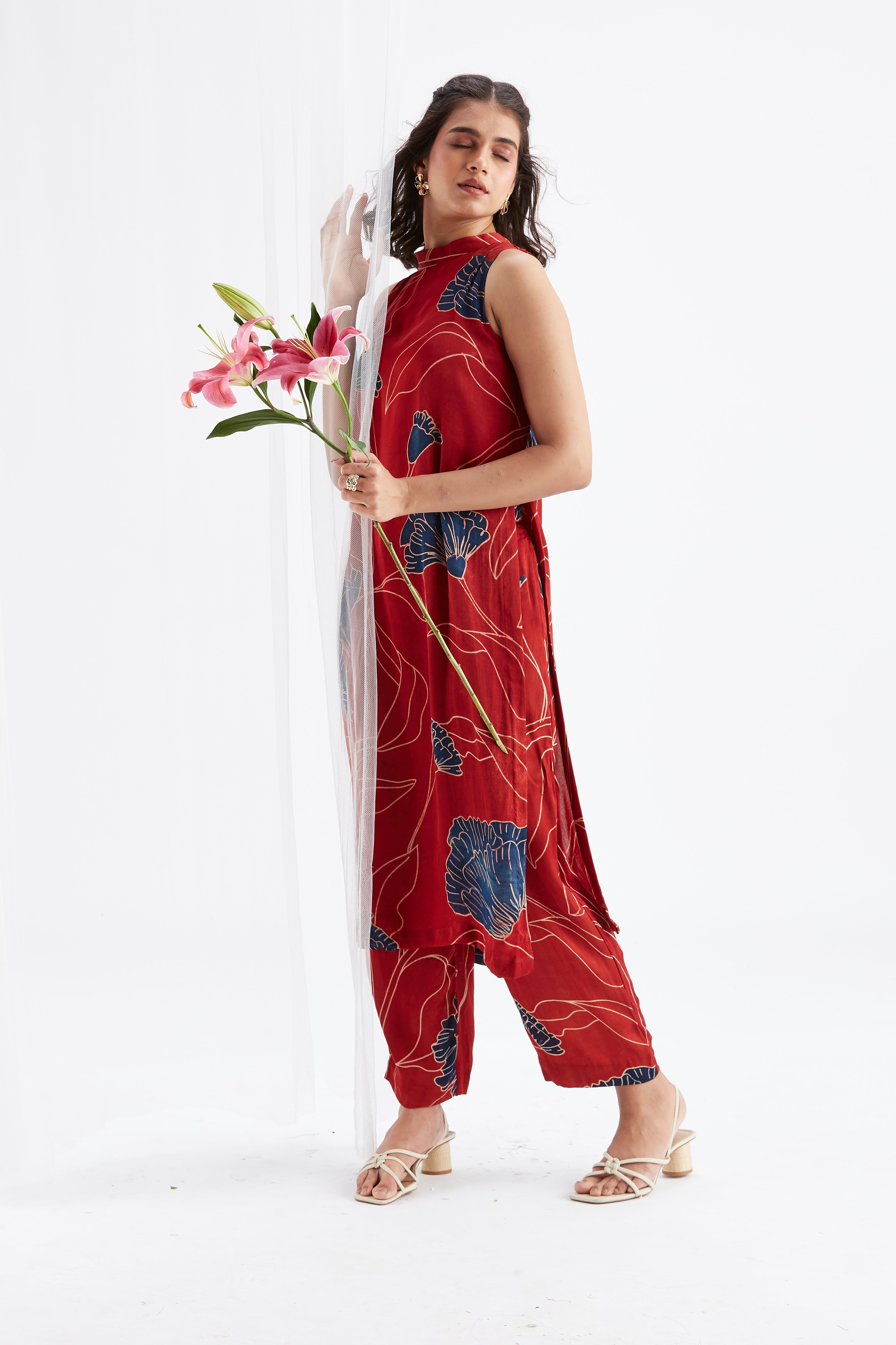 Nava Red kurta set by Hasttvam with Ete by Hasttvam at Kamakhyaa for sustainable fashion
