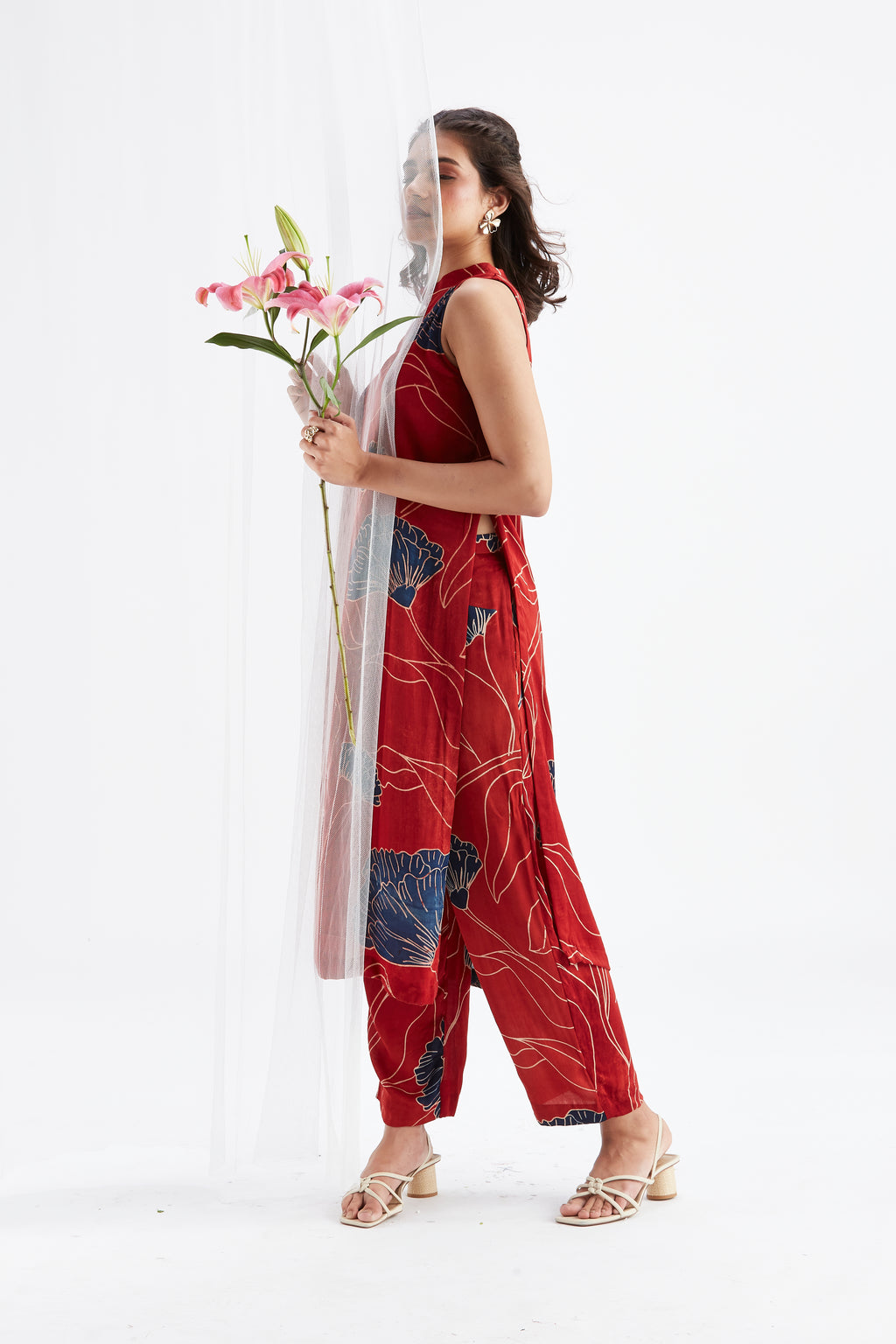 Nava Red kurta set by Hasttvam with Ete by Hasttvam at Kamakhyaa for sustainable fashion