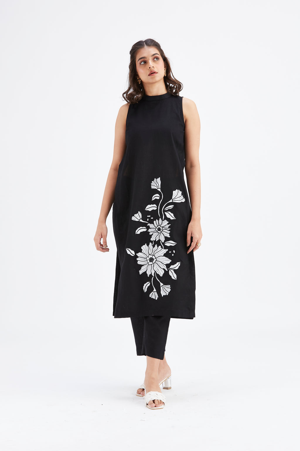 Nava Black kurta set by Hasttvam with Ete by Hasttvam at Kamakhyaa for sustainable fashion