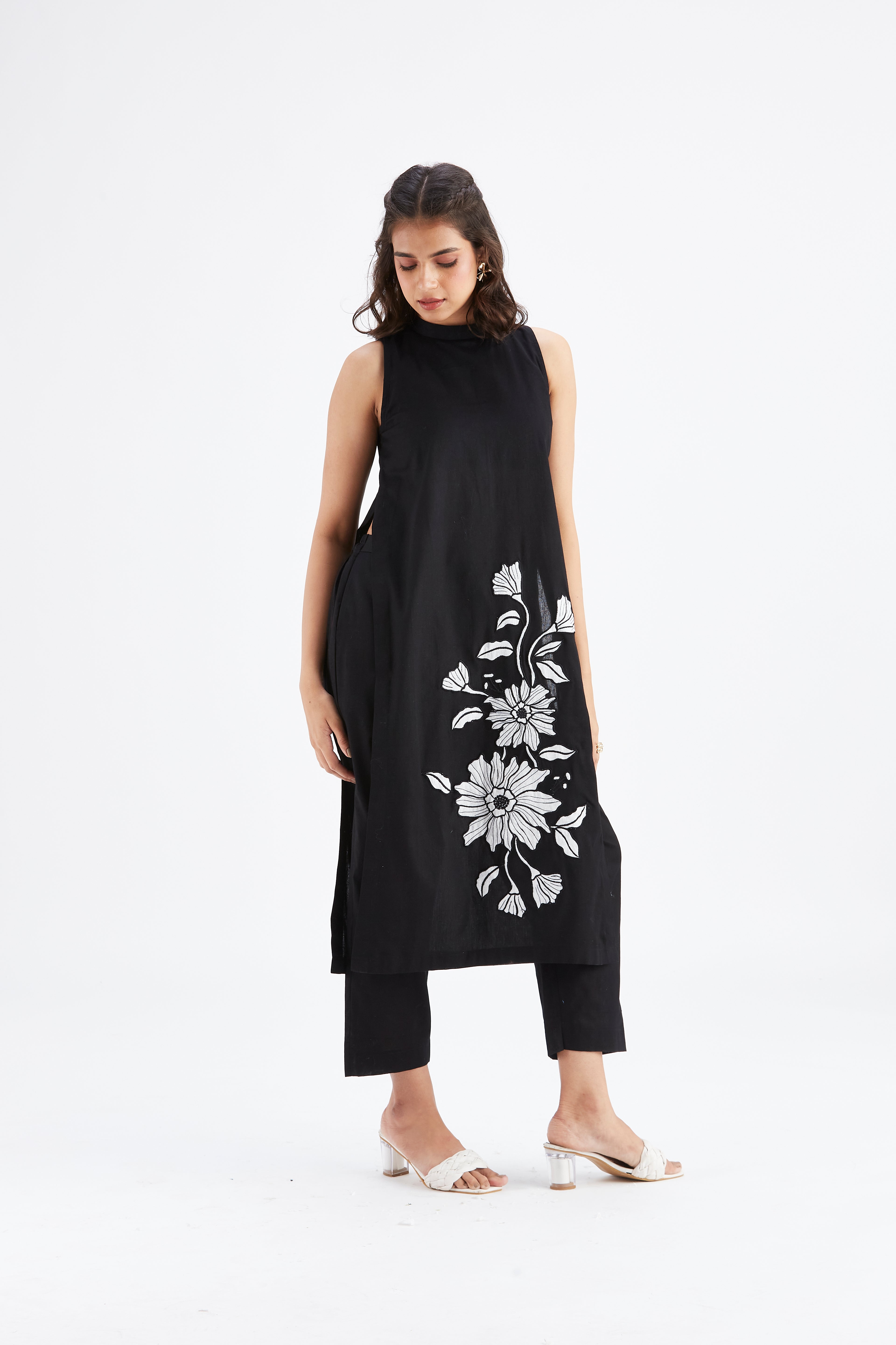 Nava Black kurta set by Hasttvam with Ete by Hasttvam at Kamakhyaa for sustainable fashion