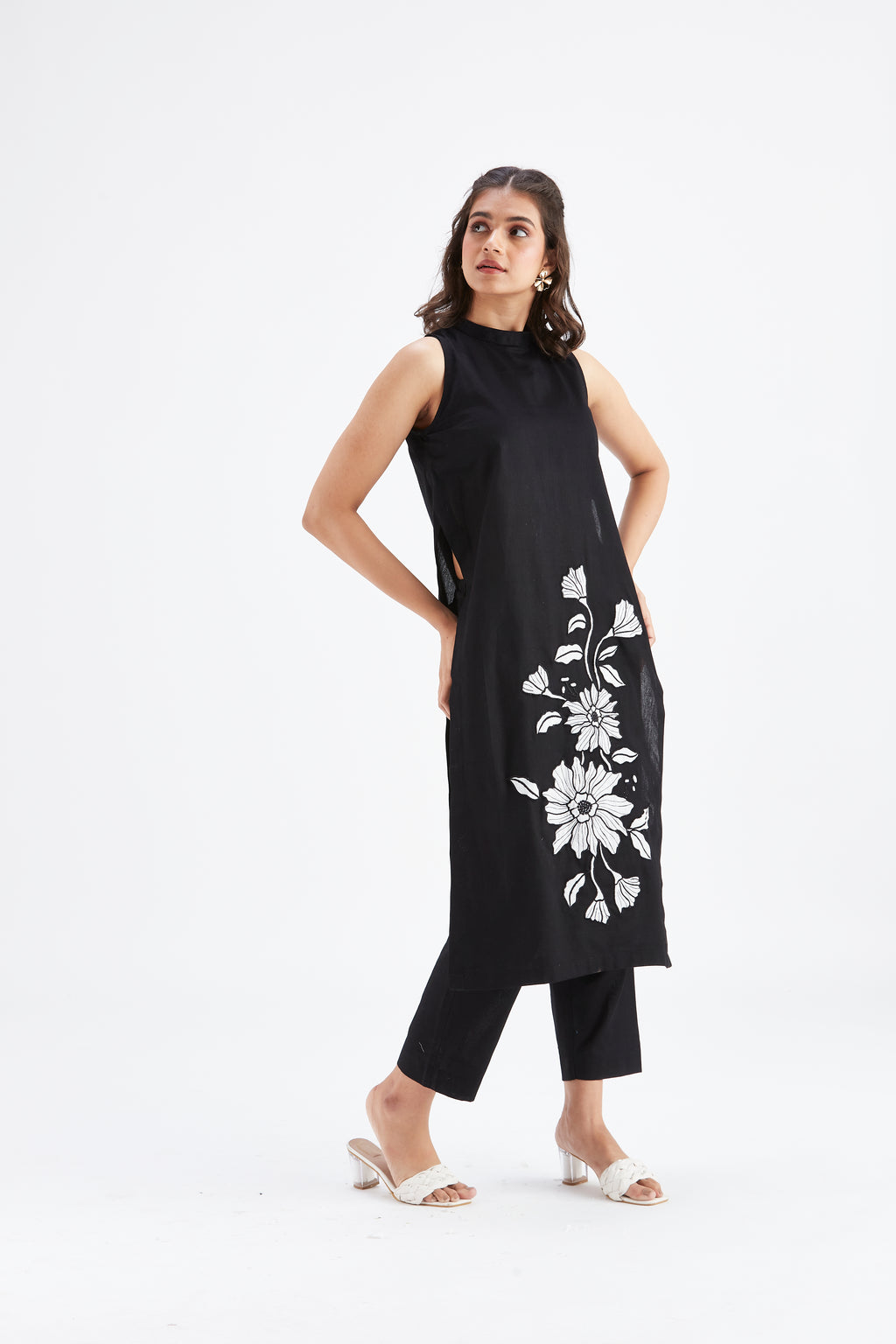 Nava Black kurta set by Hasttvam with Ete by Hasttvam at Kamakhyaa for sustainable fashion