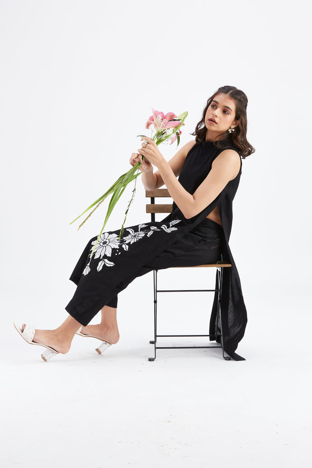 Nava Black kurta set by Hasttvam with Ete by Hasttvam at Kamakhyaa for sustainable fashion